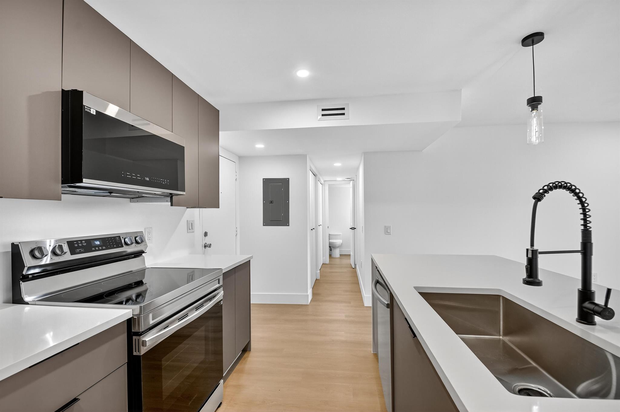 4661 Fountains Drive 112