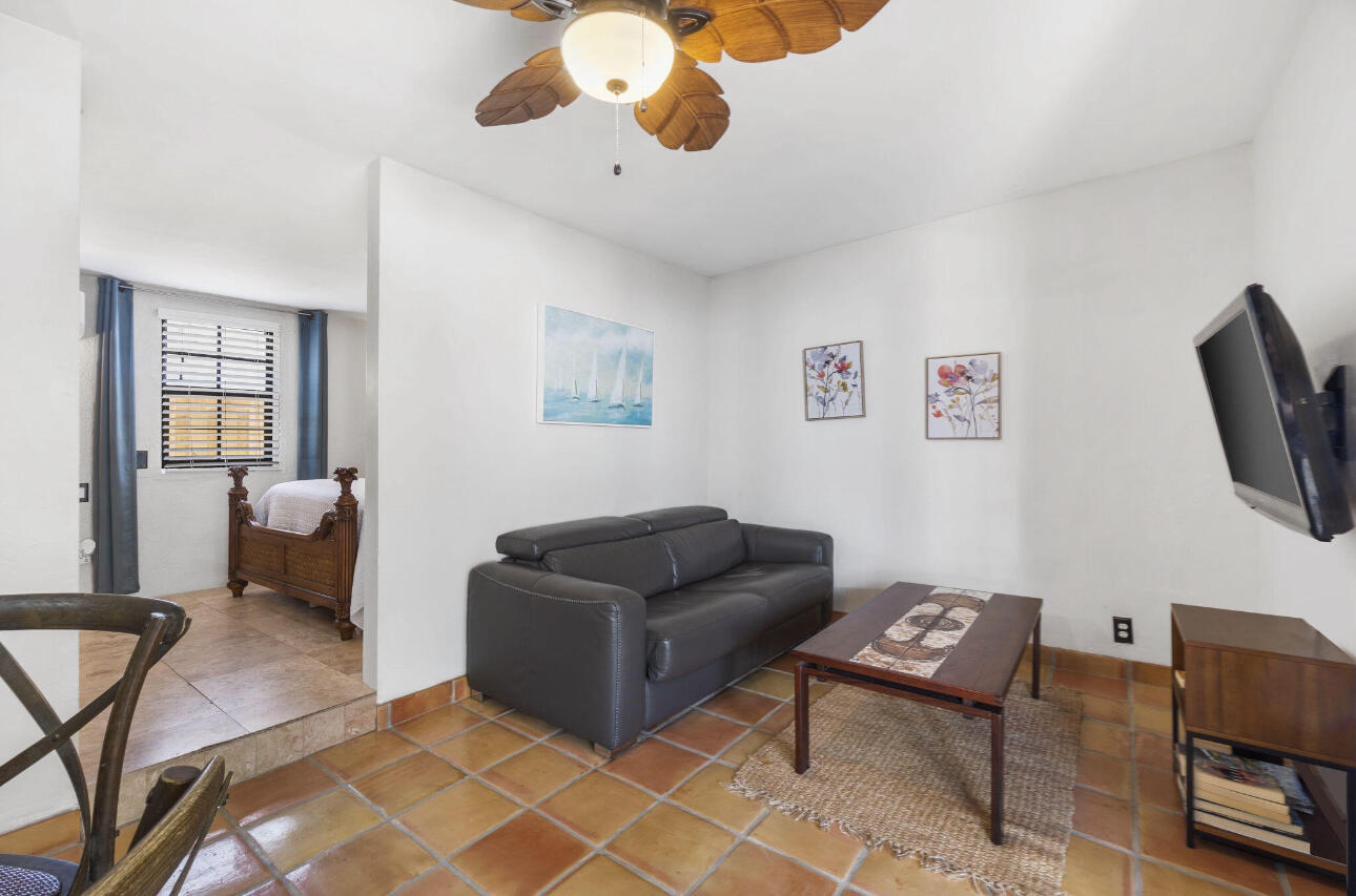 400 33rd Street