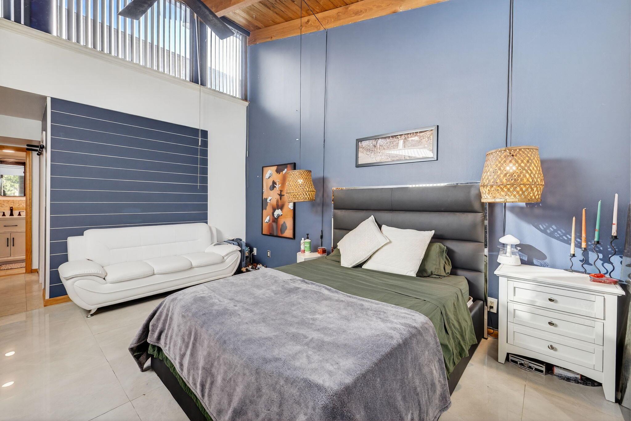 4491 Crystal Lake Drive 201a