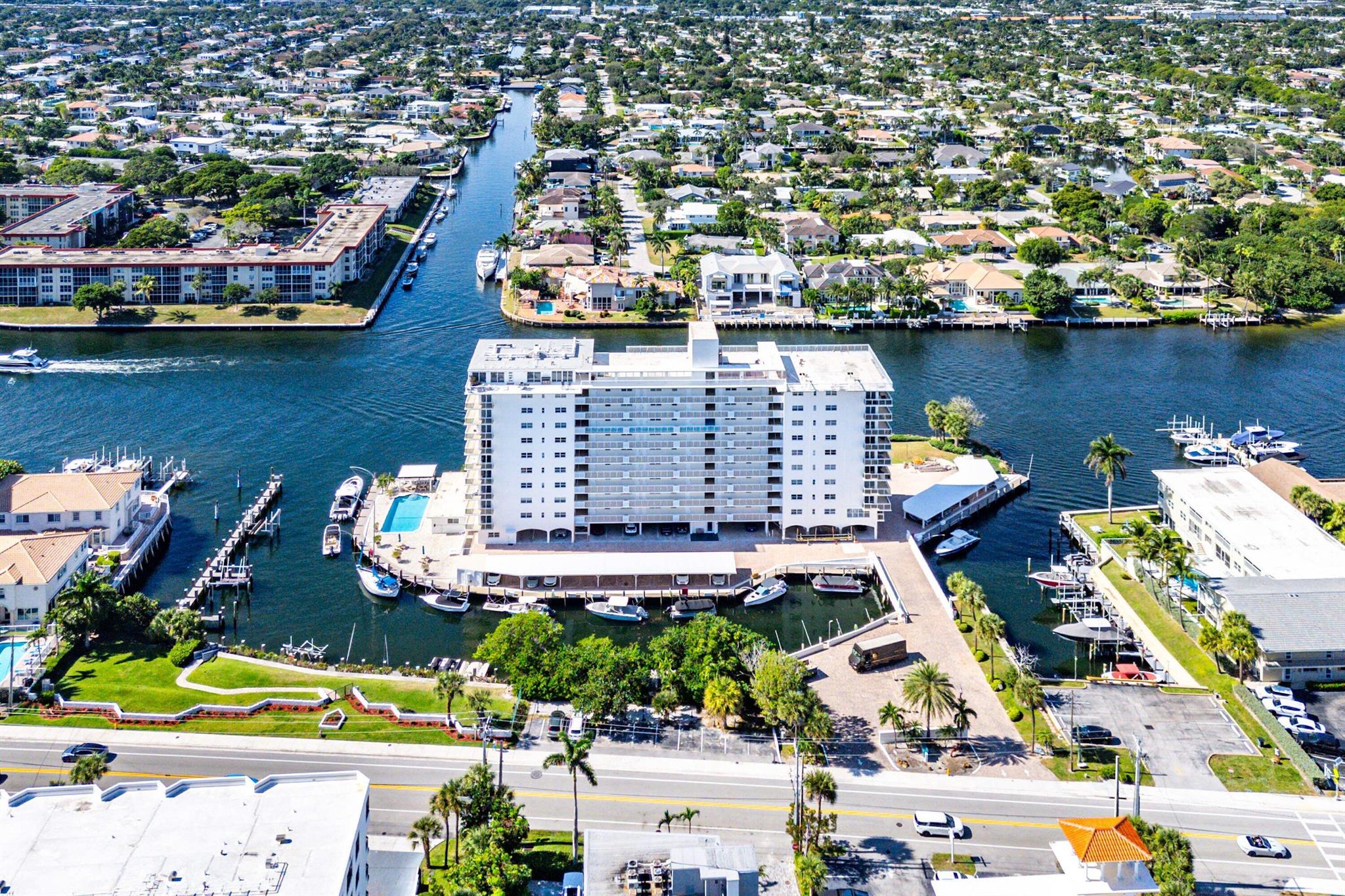 1160 Hillsboro Mile 607