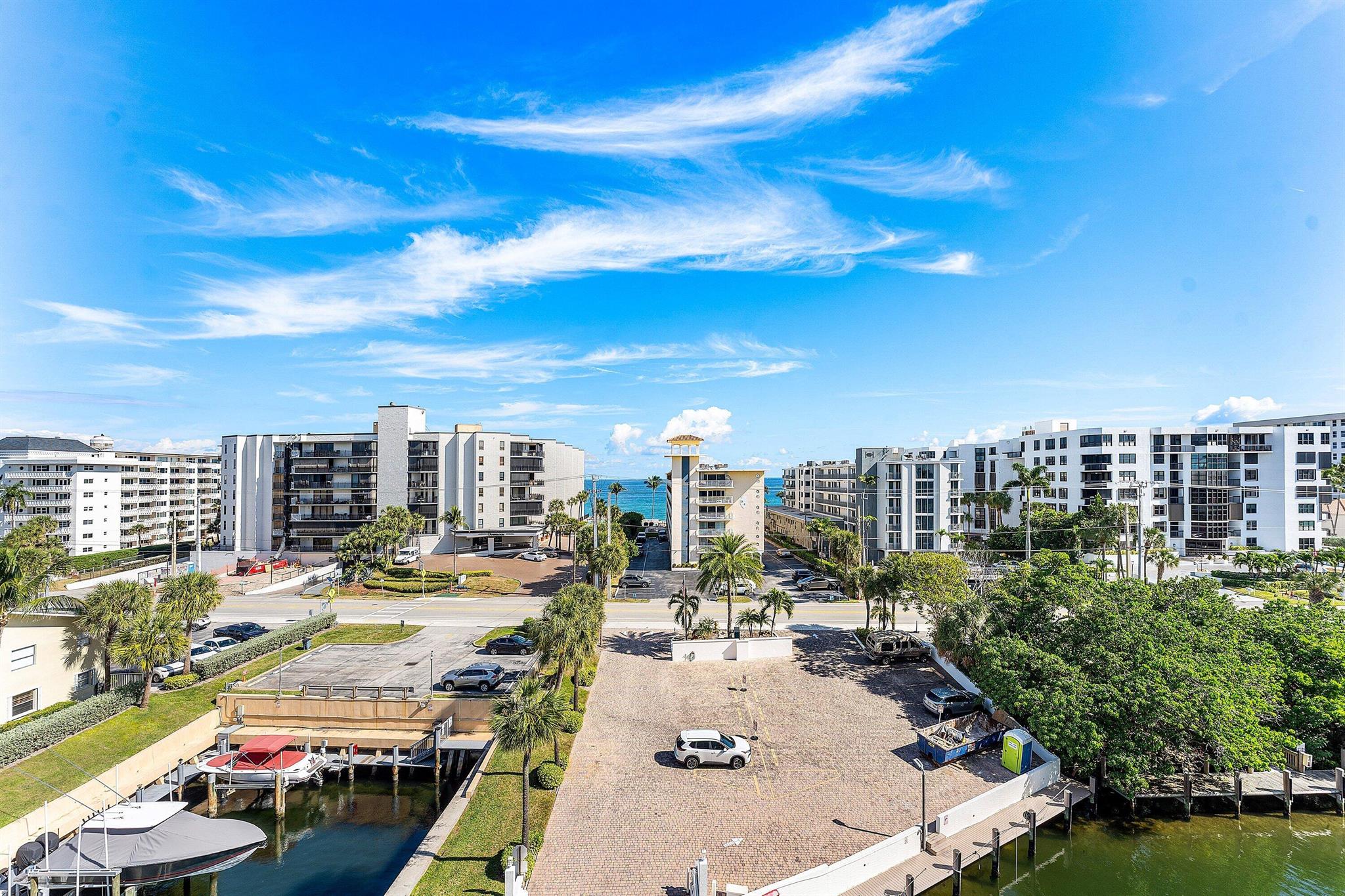 1160 Hillsboro Mile 607