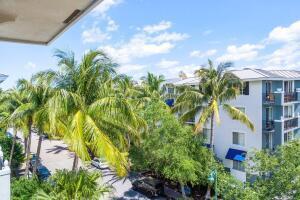 250 NE 3rd Avenue 1510