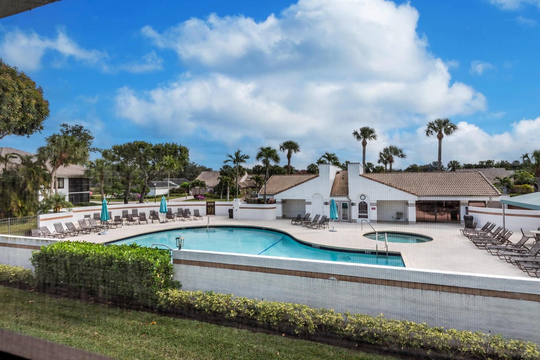 7485 Glendevon Lane 1107