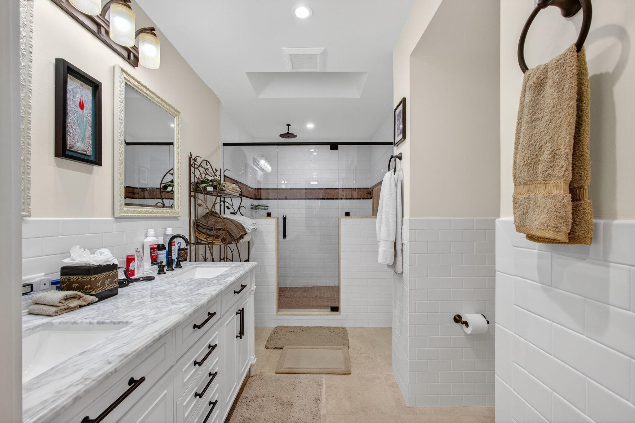 170 Celestial Way 35