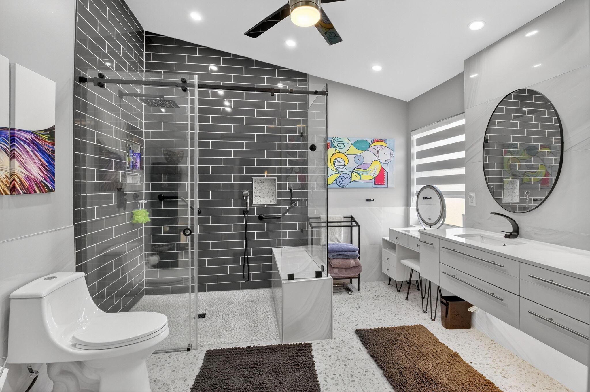 10888 Royal Caribbean Circle