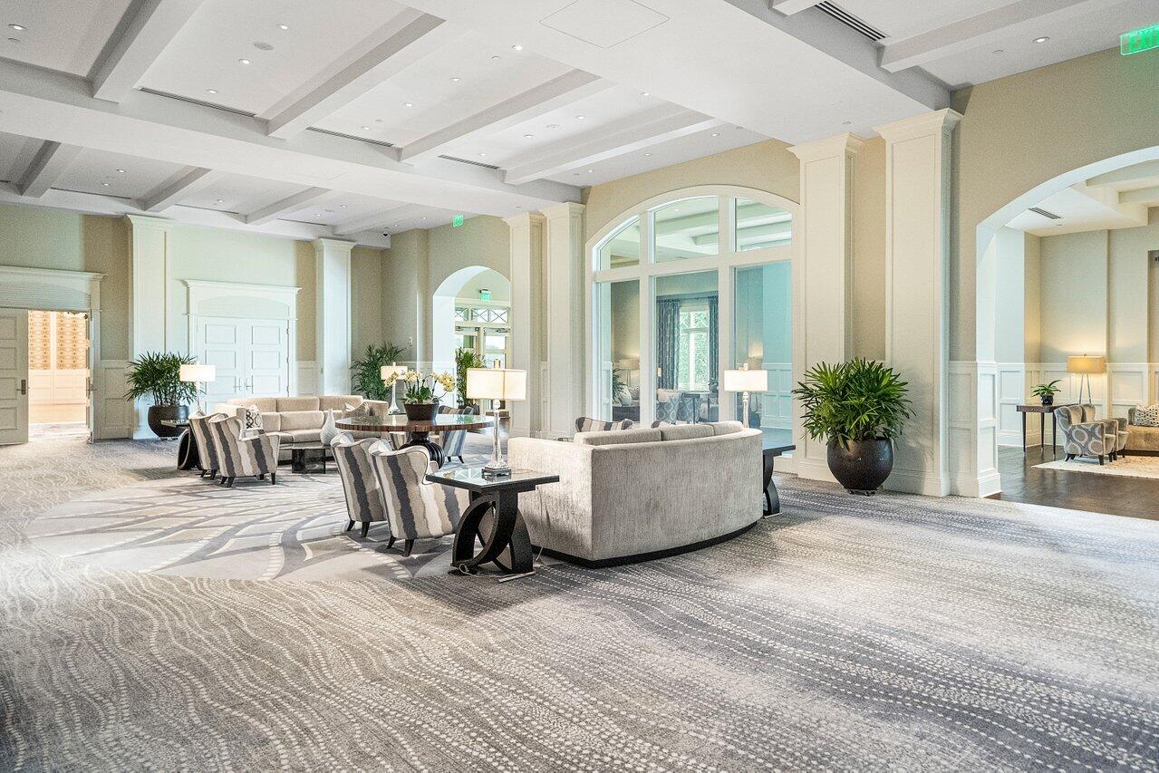 3506 NW Clubside Circle