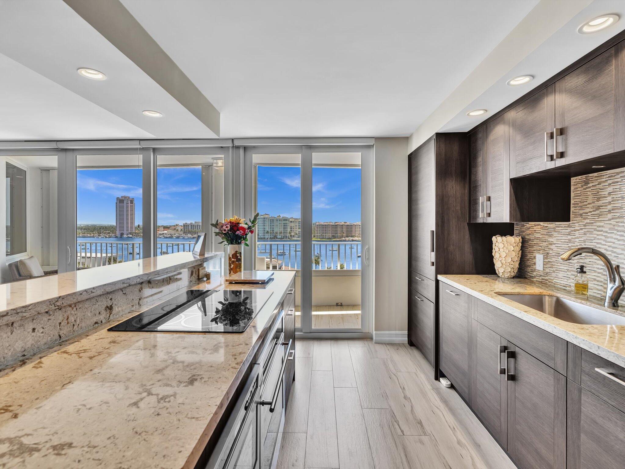 500 S Ocean Boulevard 909