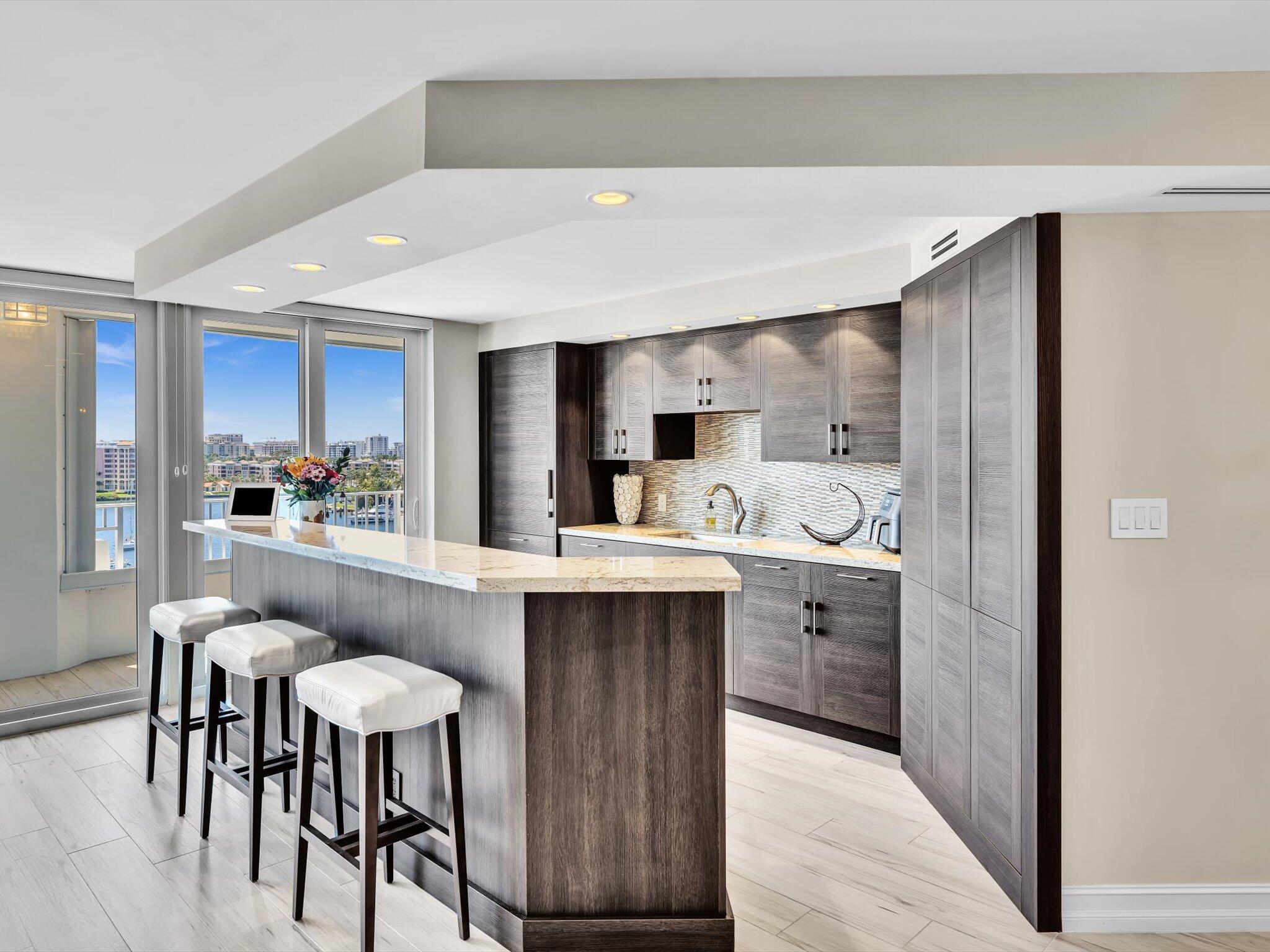 500 S Ocean Boulevard 909