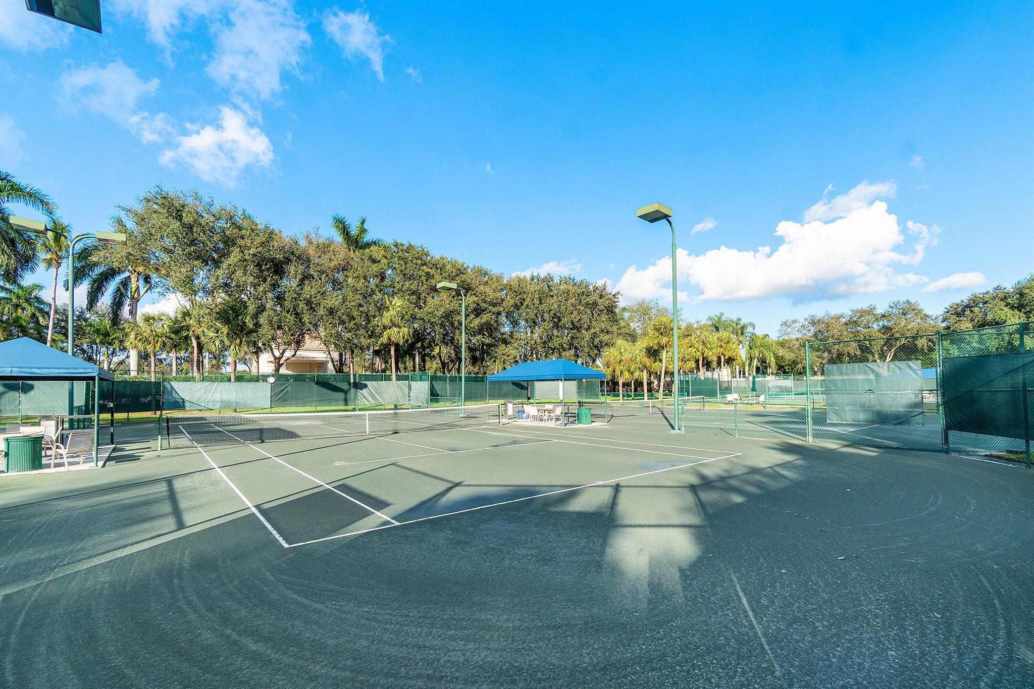 7880 New Holland Way