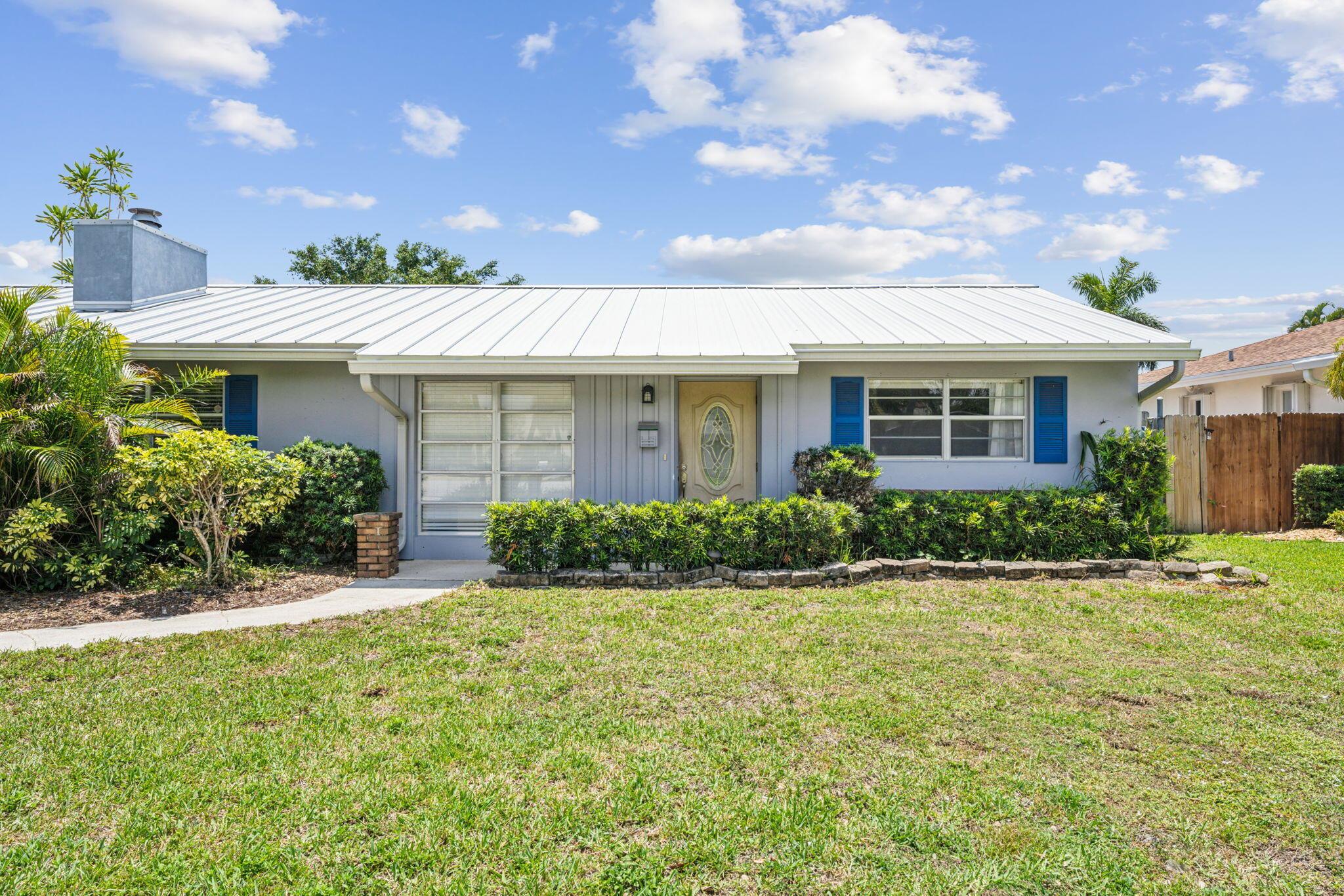 4194 Honeysuckle Avenue