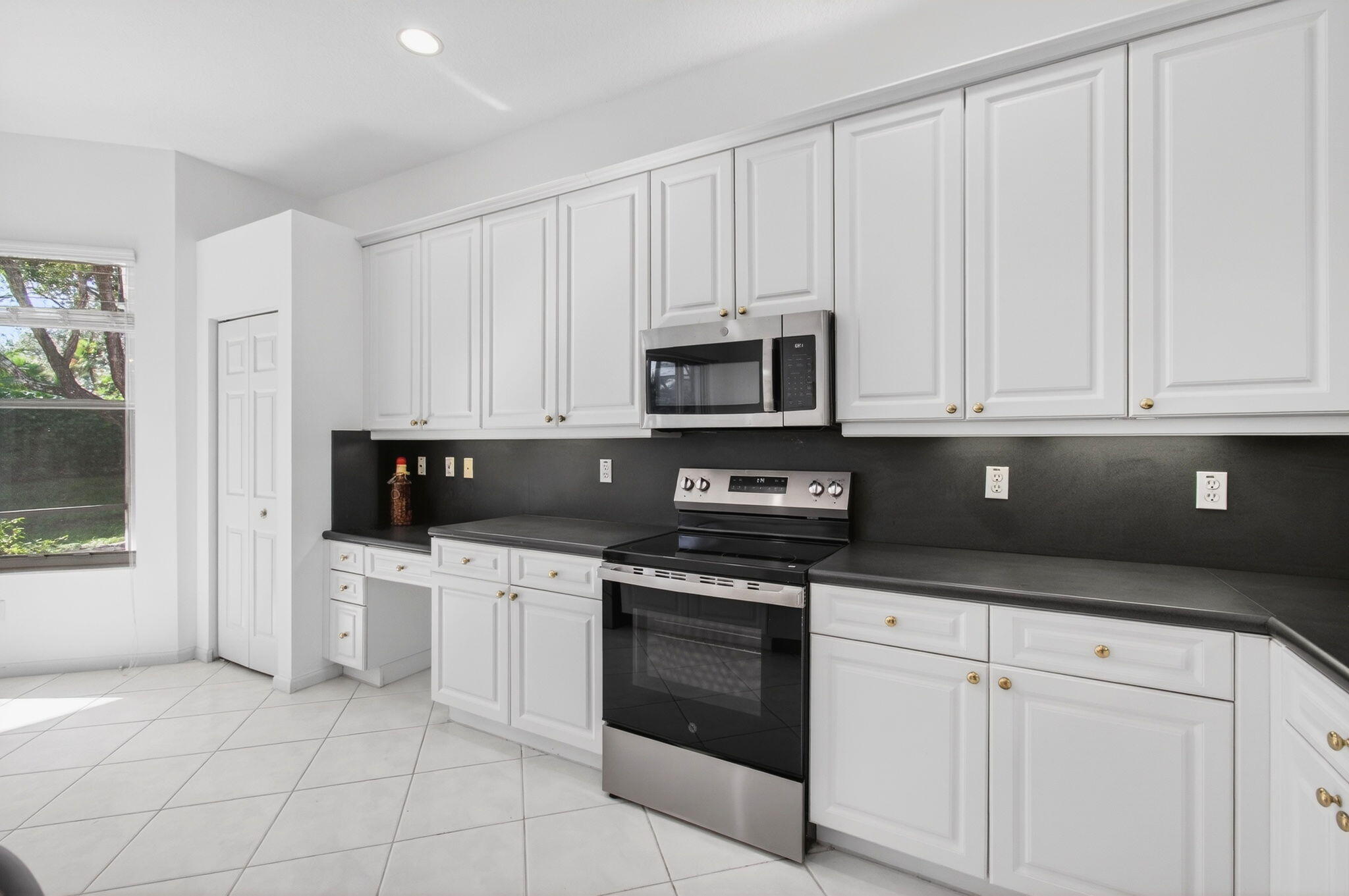 7102 Prado Lake Drive