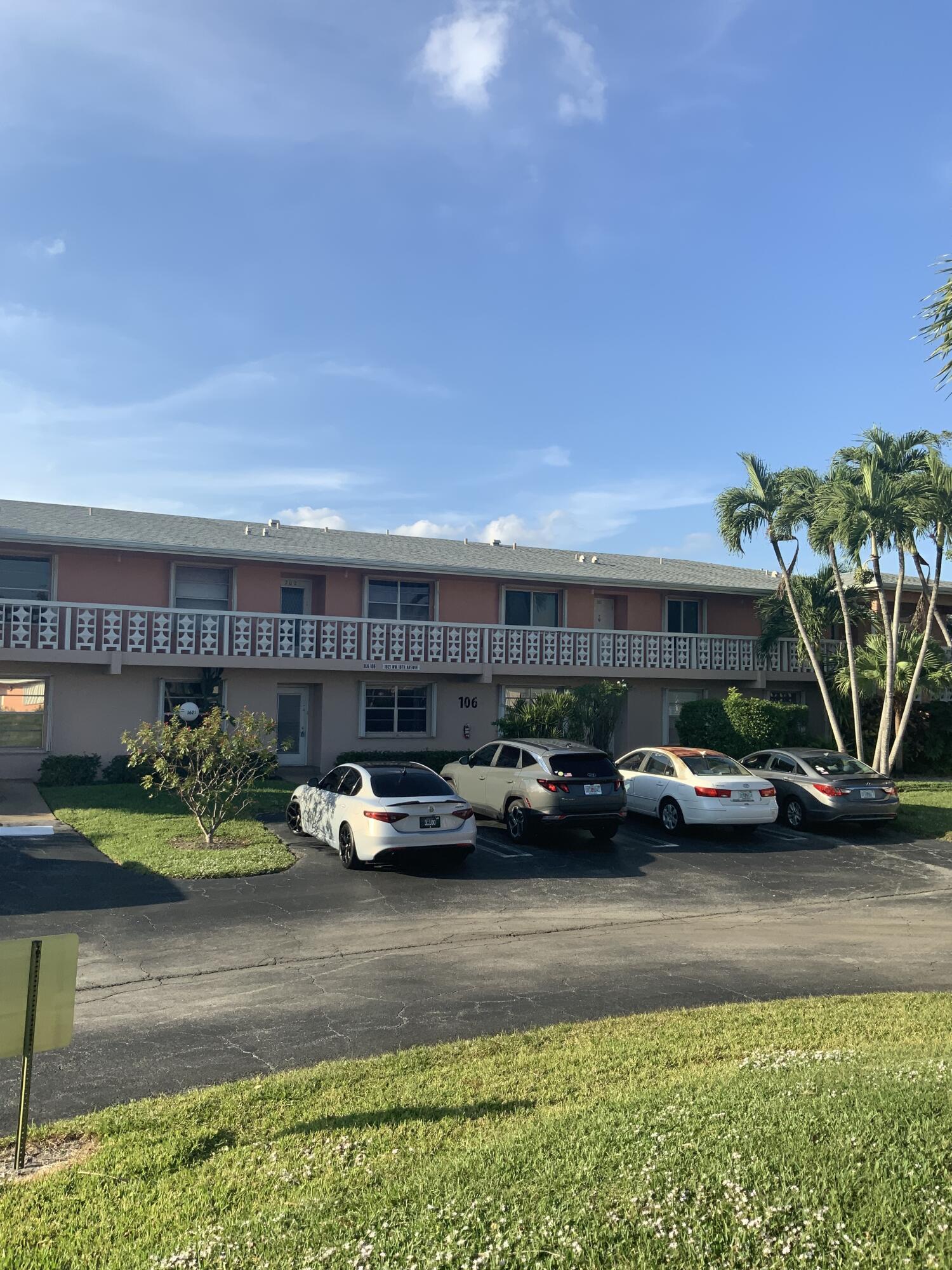 1621 NW 18th Avenue 102