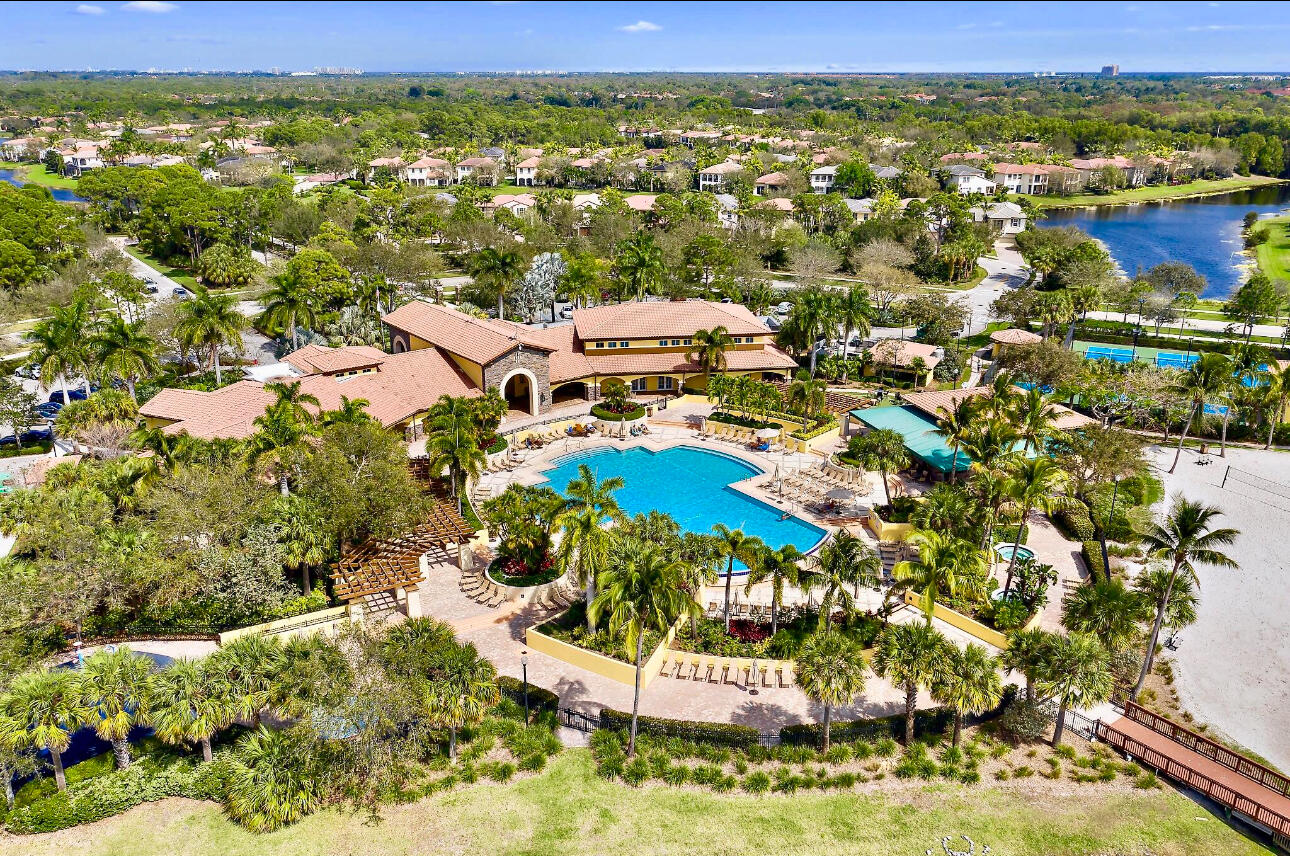 113 Evergrene Parkway 3-A