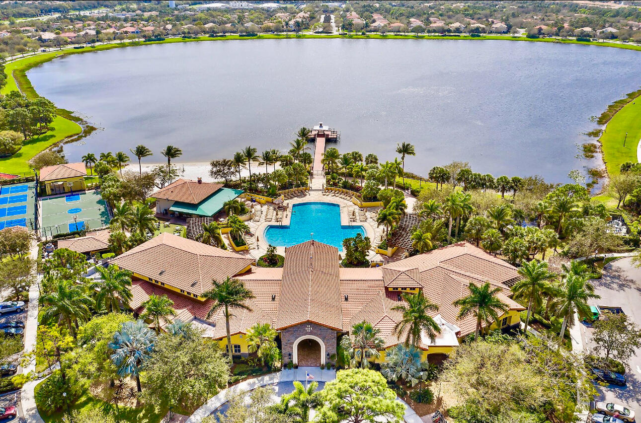 113 Evergrene Parkway 3-A