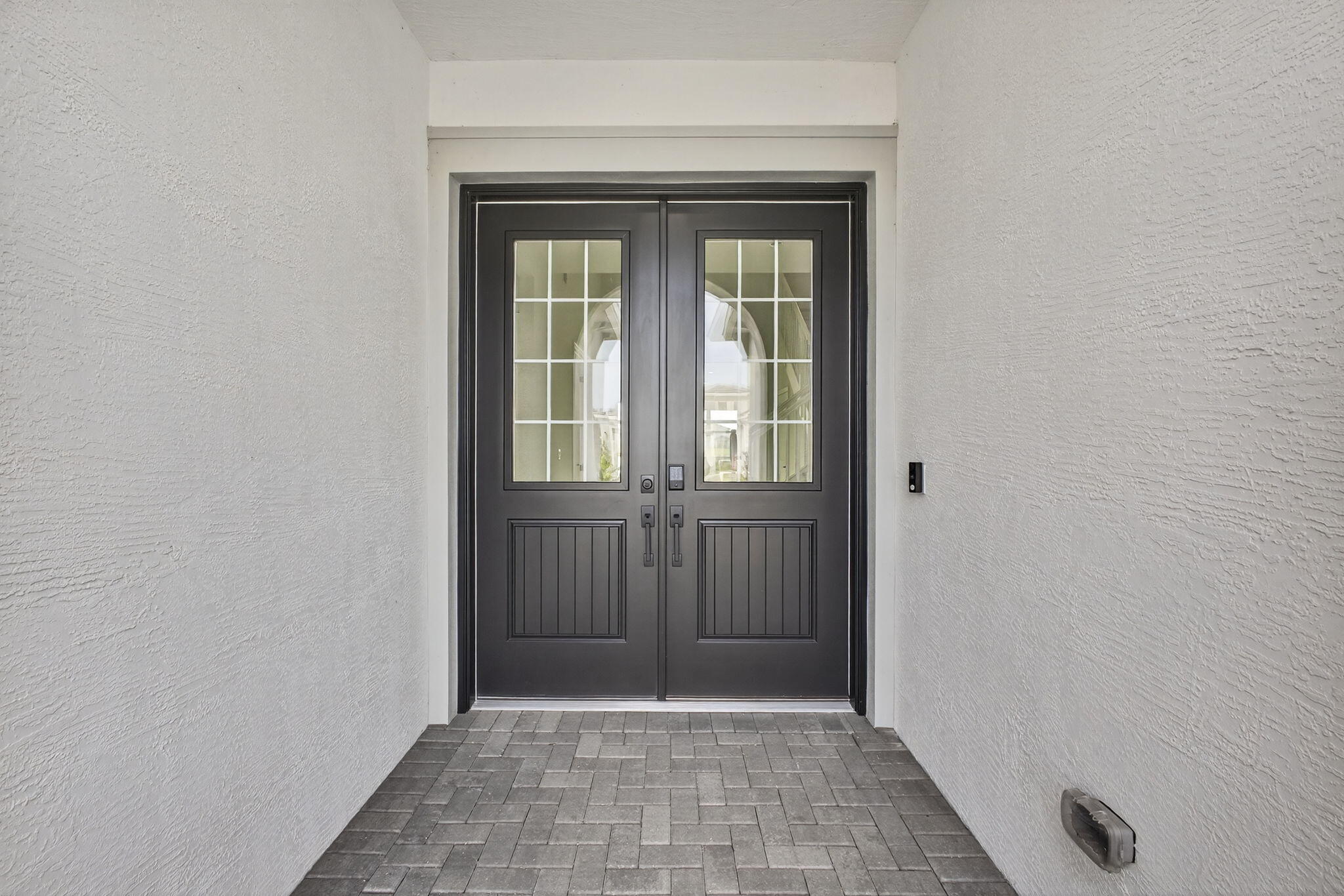 14052 Spruce Pine Drive