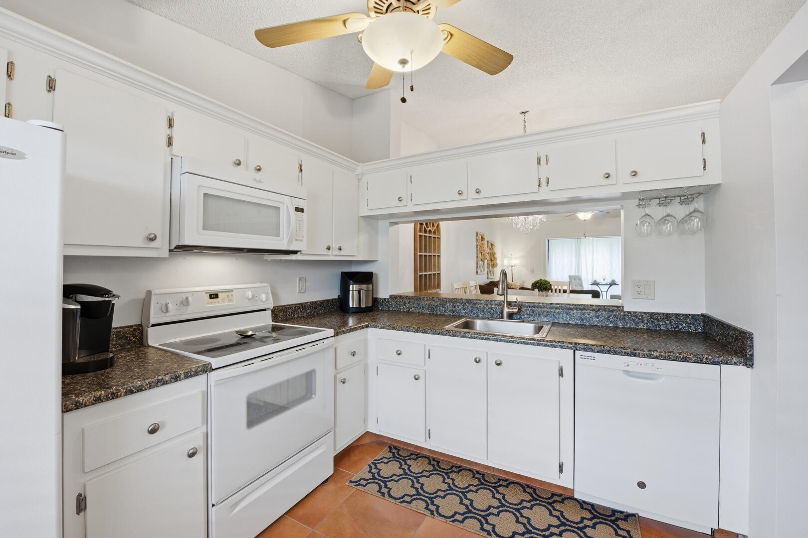 4542 Lucerne Lakes Boulevard E 206