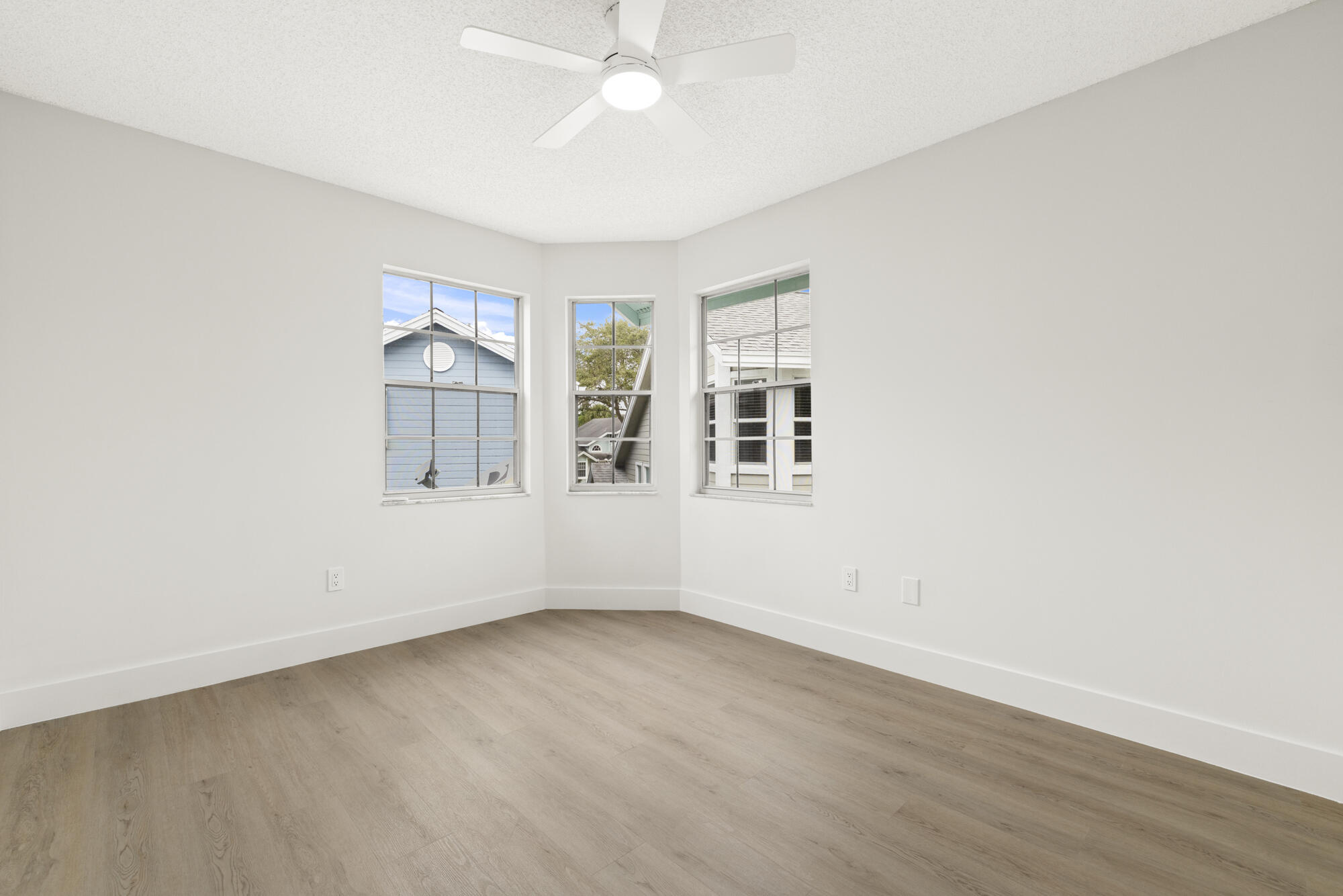 5115 Coronado Ridge