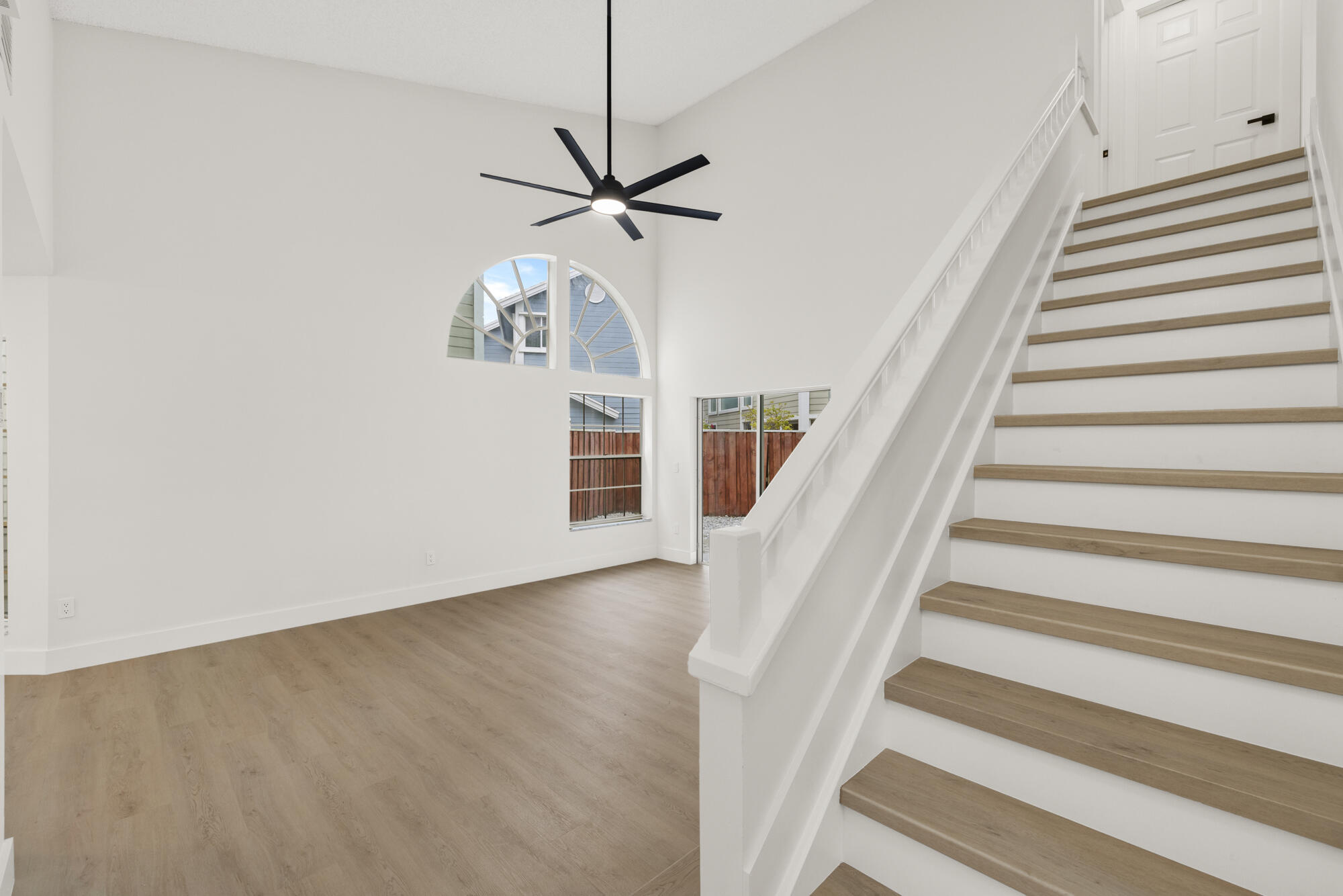 5115 Coronado Ridge