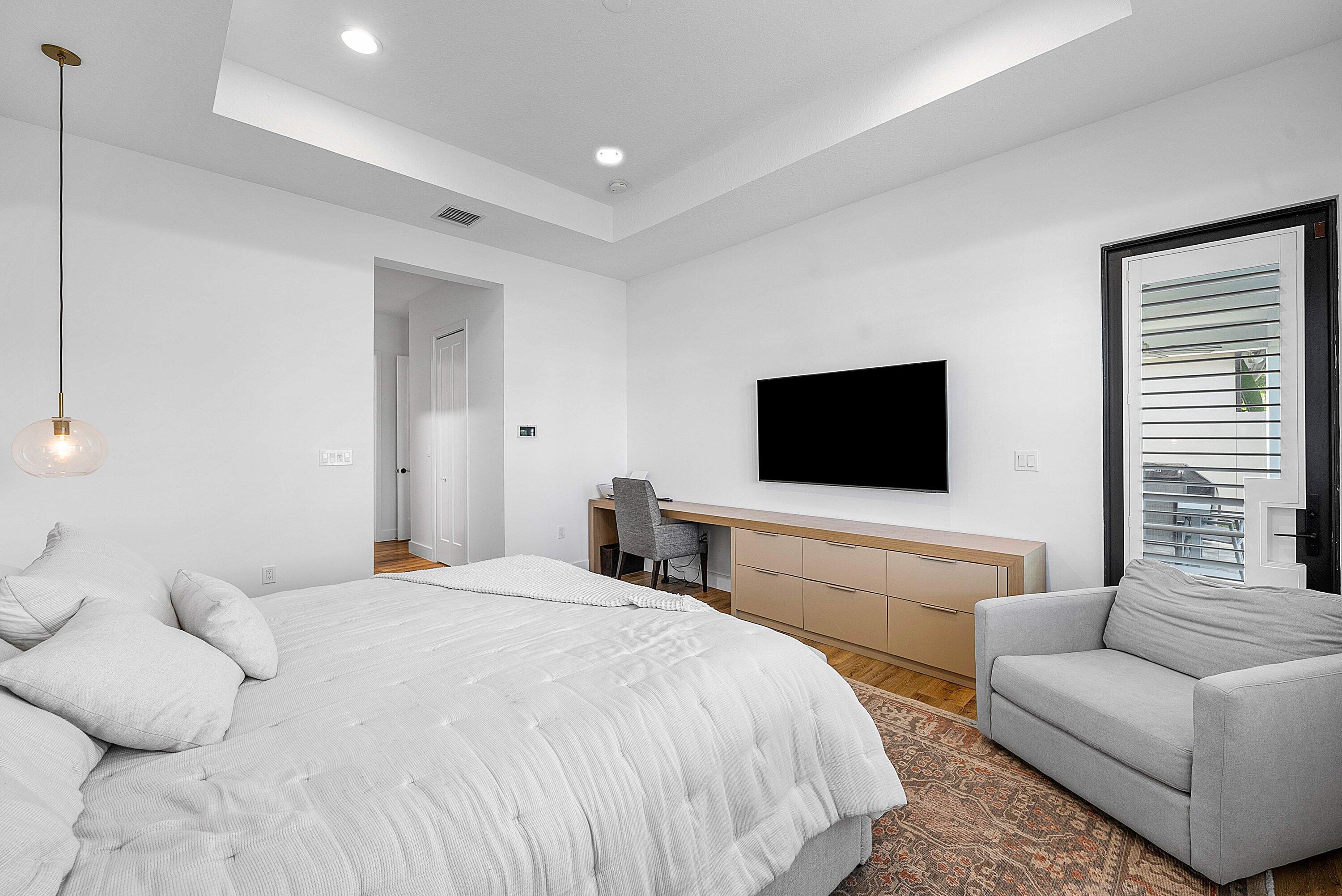 8617 Tower Bridge Court