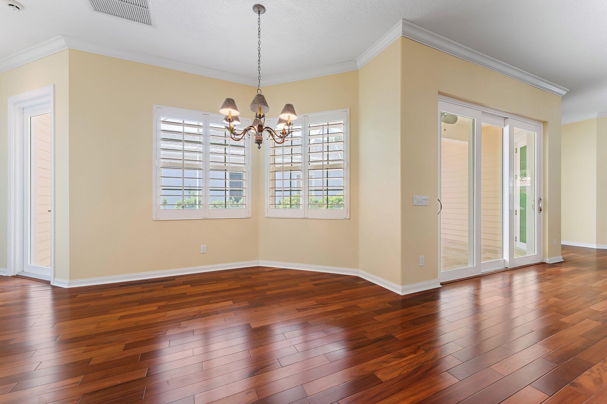 215 New Haven Boulevard