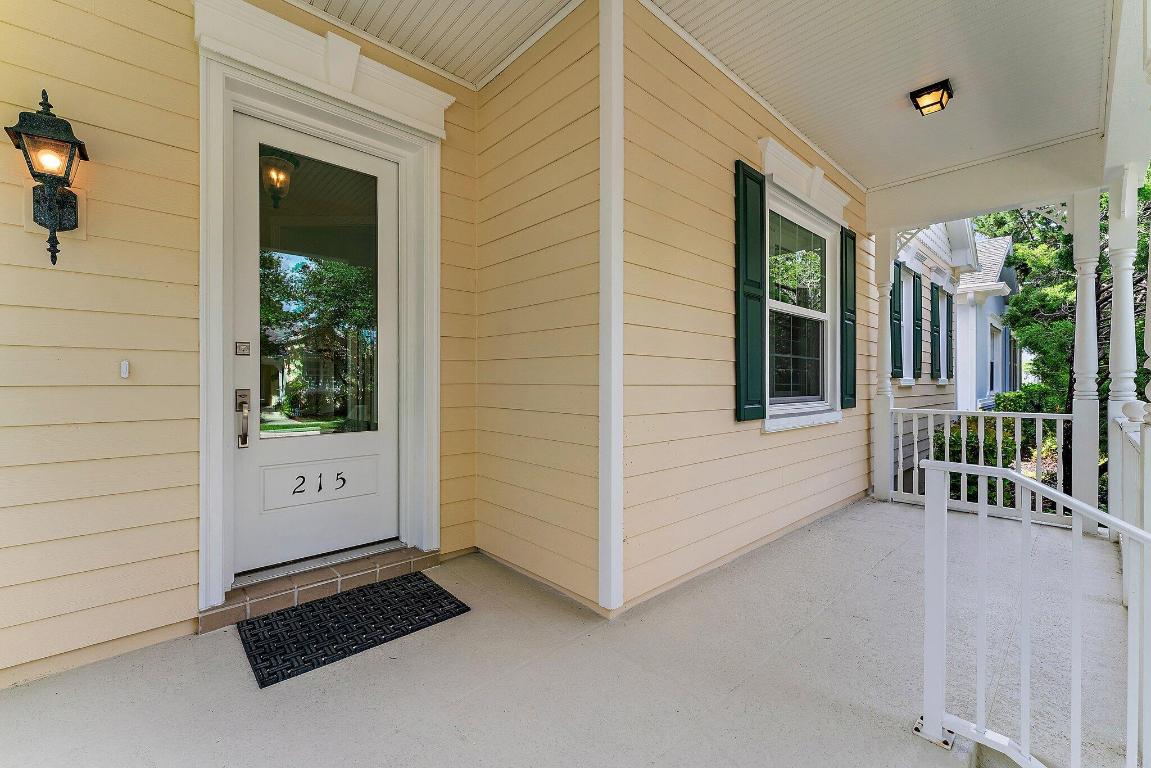 215 New Haven Boulevard