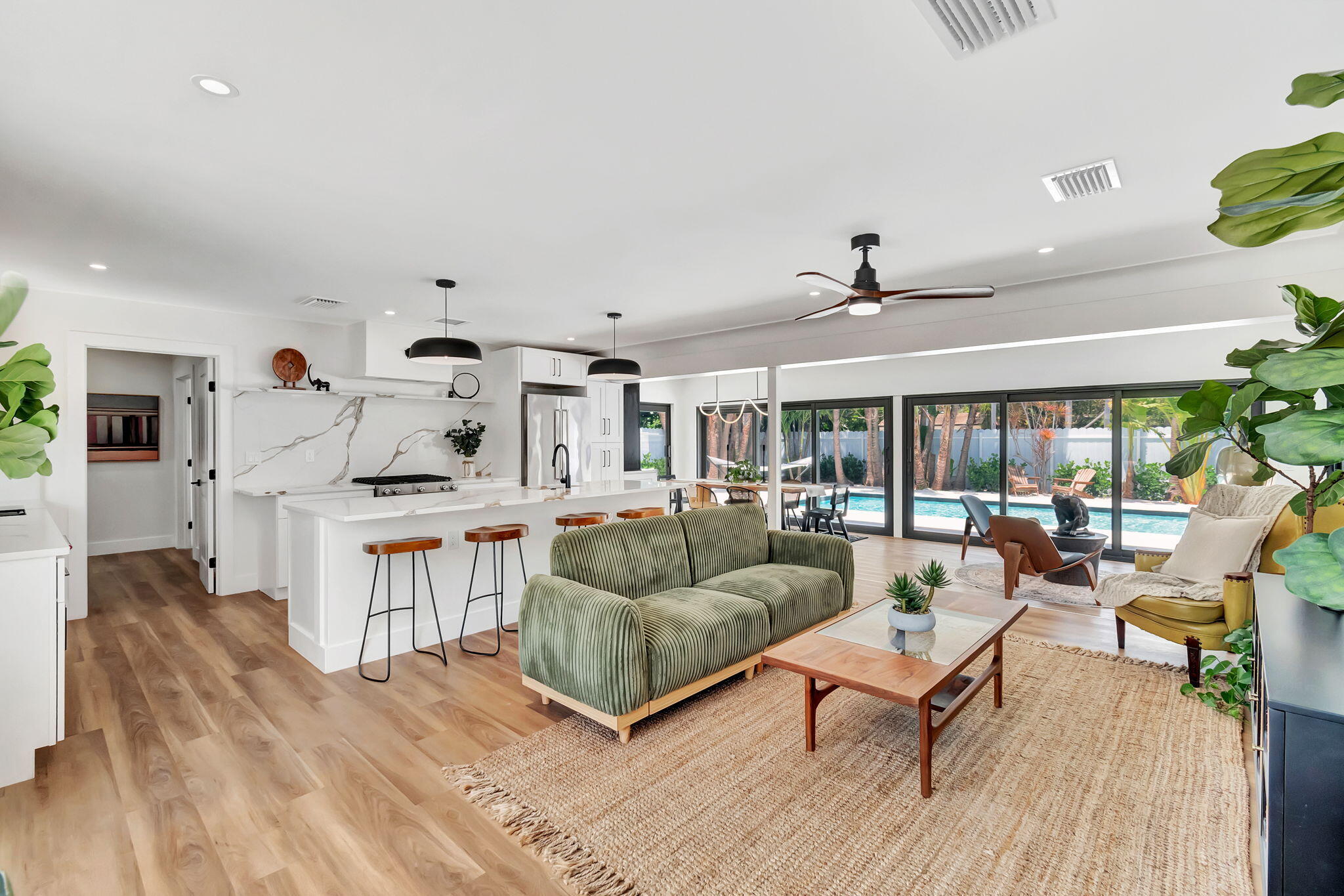 625 Las Palmas Park