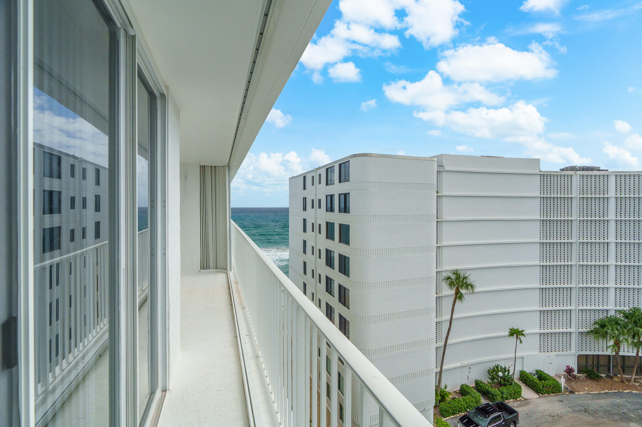 3580 S Ocean Boulevard 8b