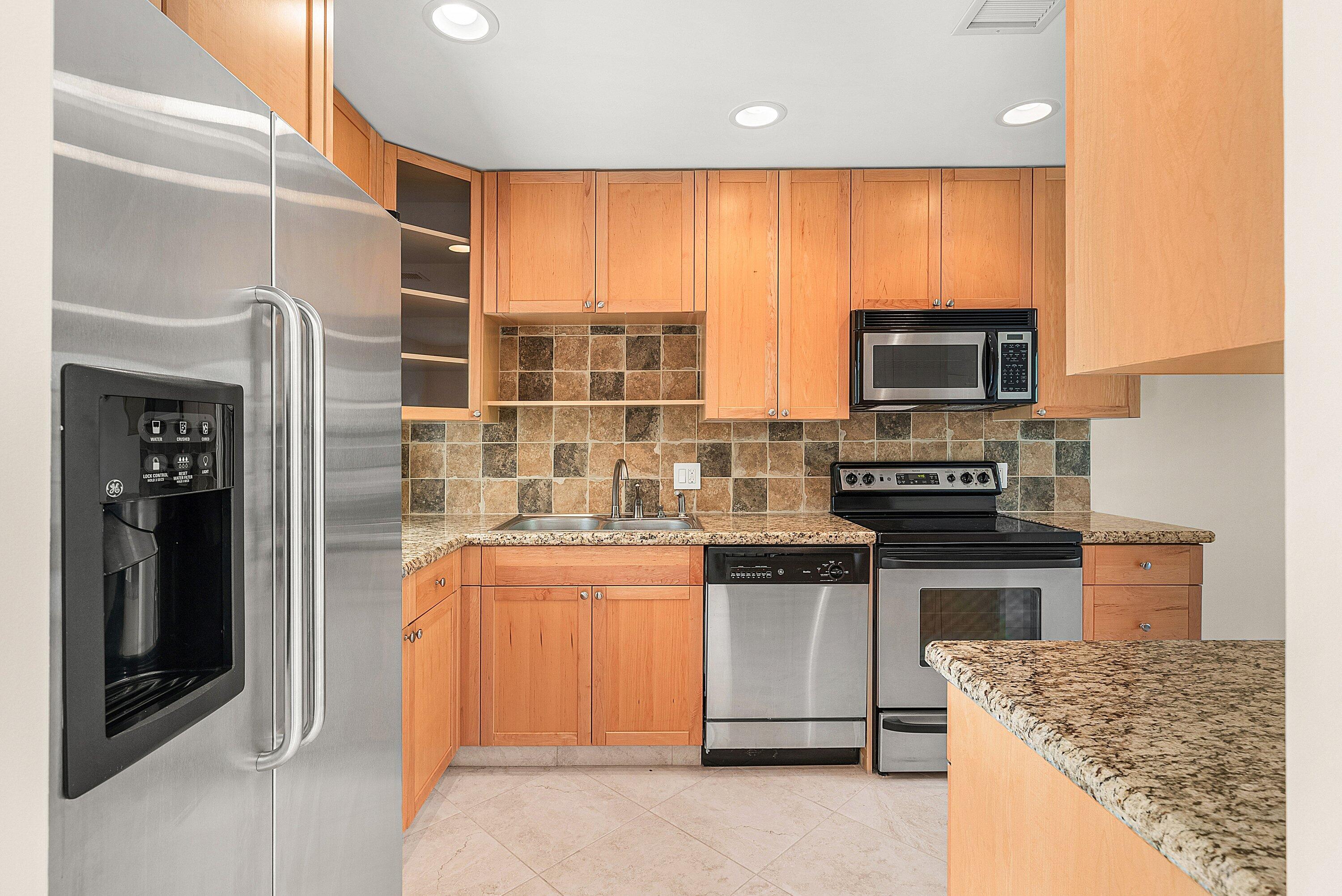 13 Southport Lane H, Boynton Beach