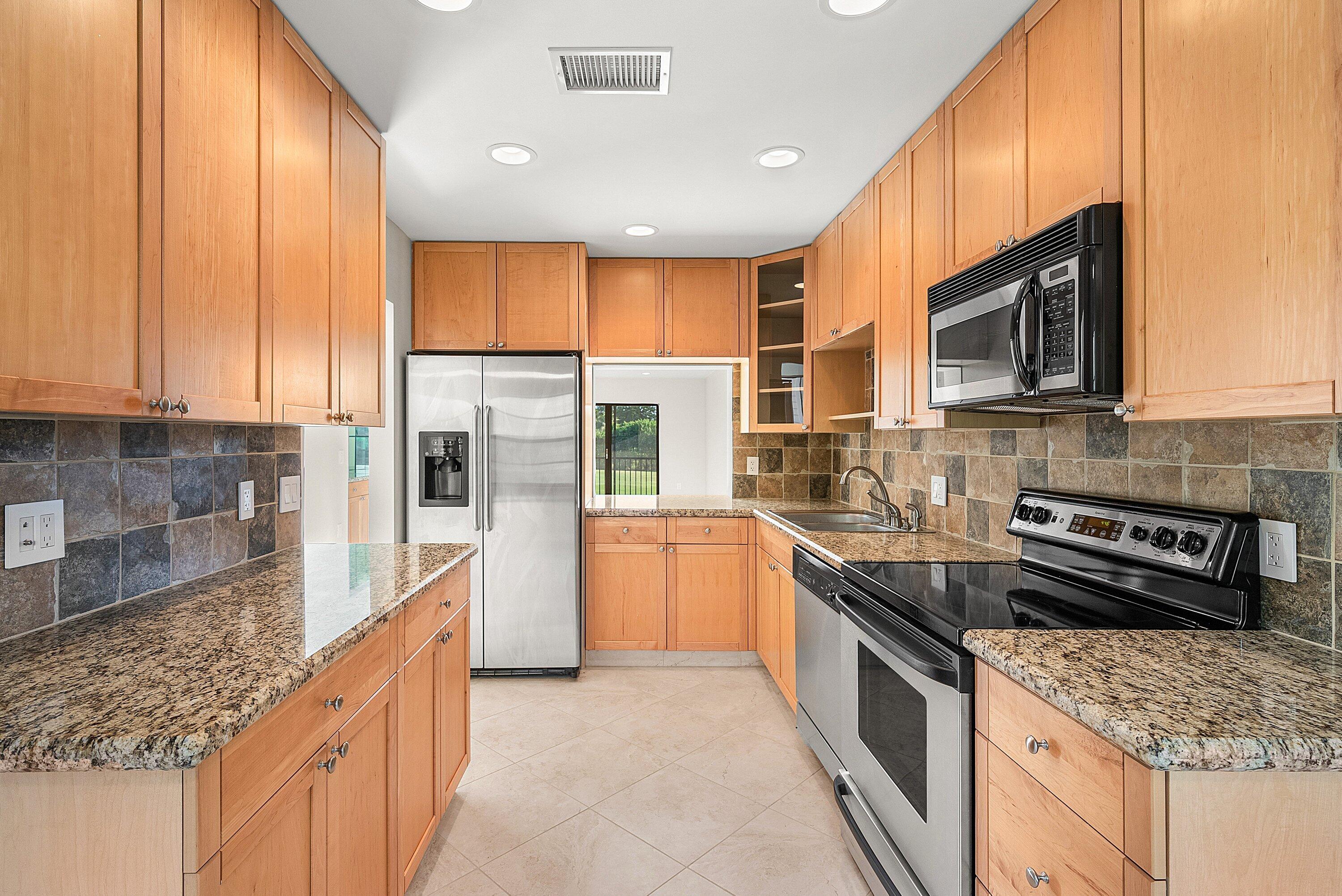 13 Southport Lane H, Boynton Beach