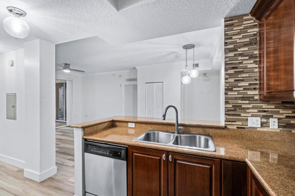 1117 Renaissance Way 117, Boynton Beach Unit: 117