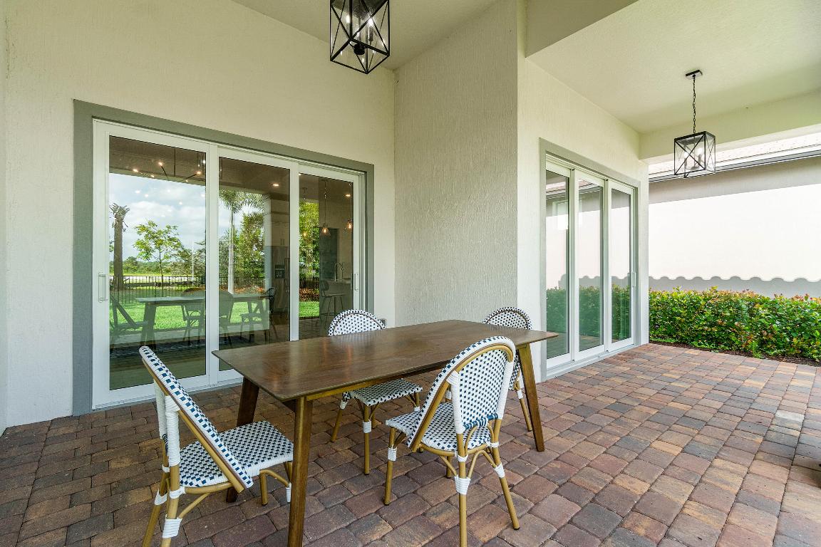 12505 Triumph Lane, Palm Beach Gardens