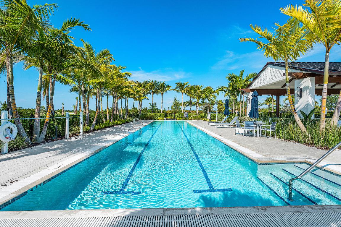 12505 Triumph Lane, Palm Beach Gardens