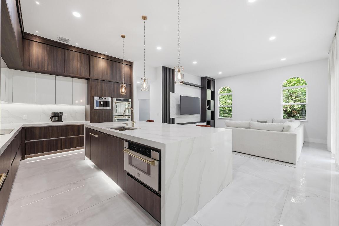 12363 Clearfalls Drive, Boca Raton