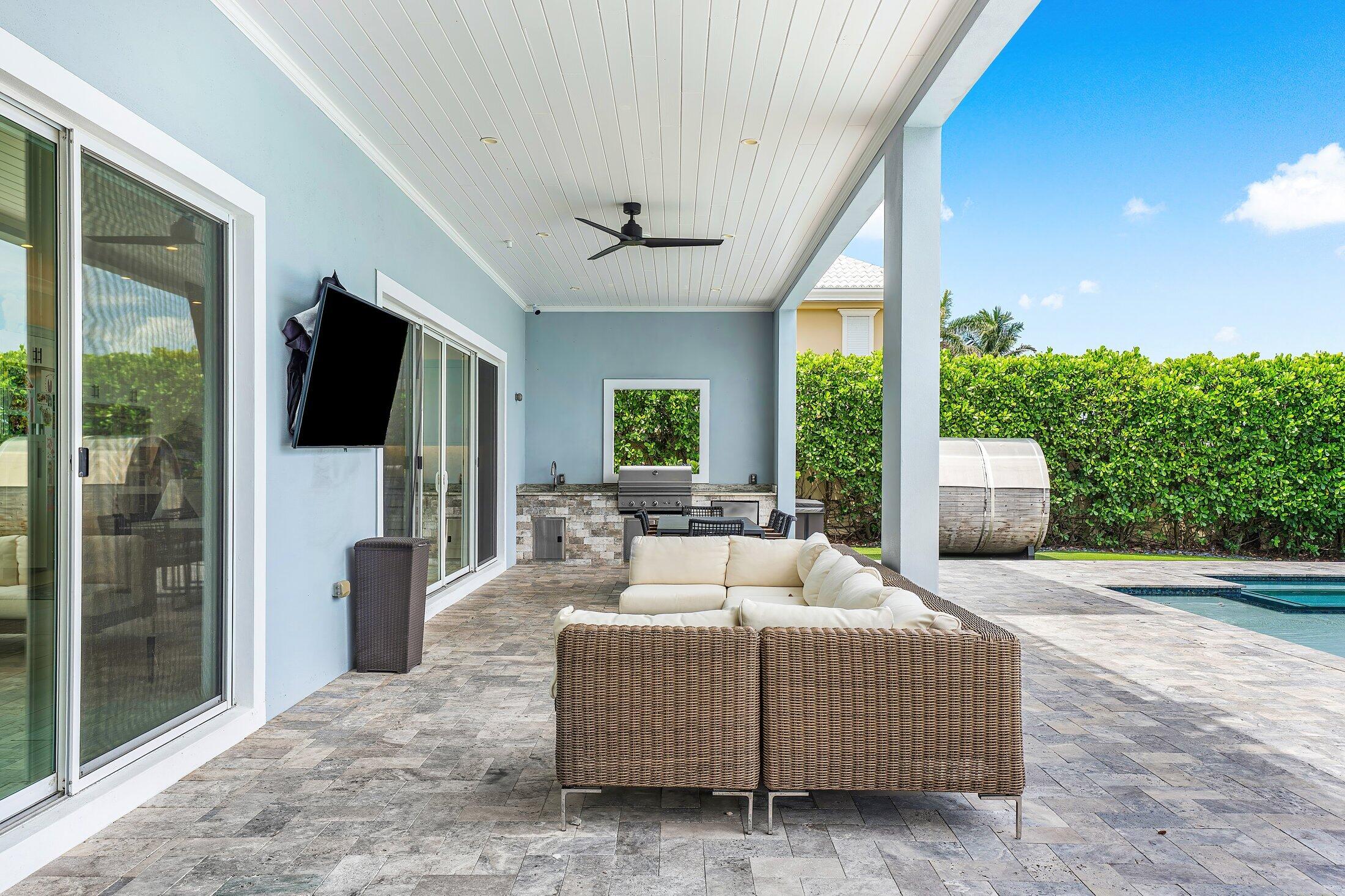 2100 Notre Dame Drive, Lake Worth Beach