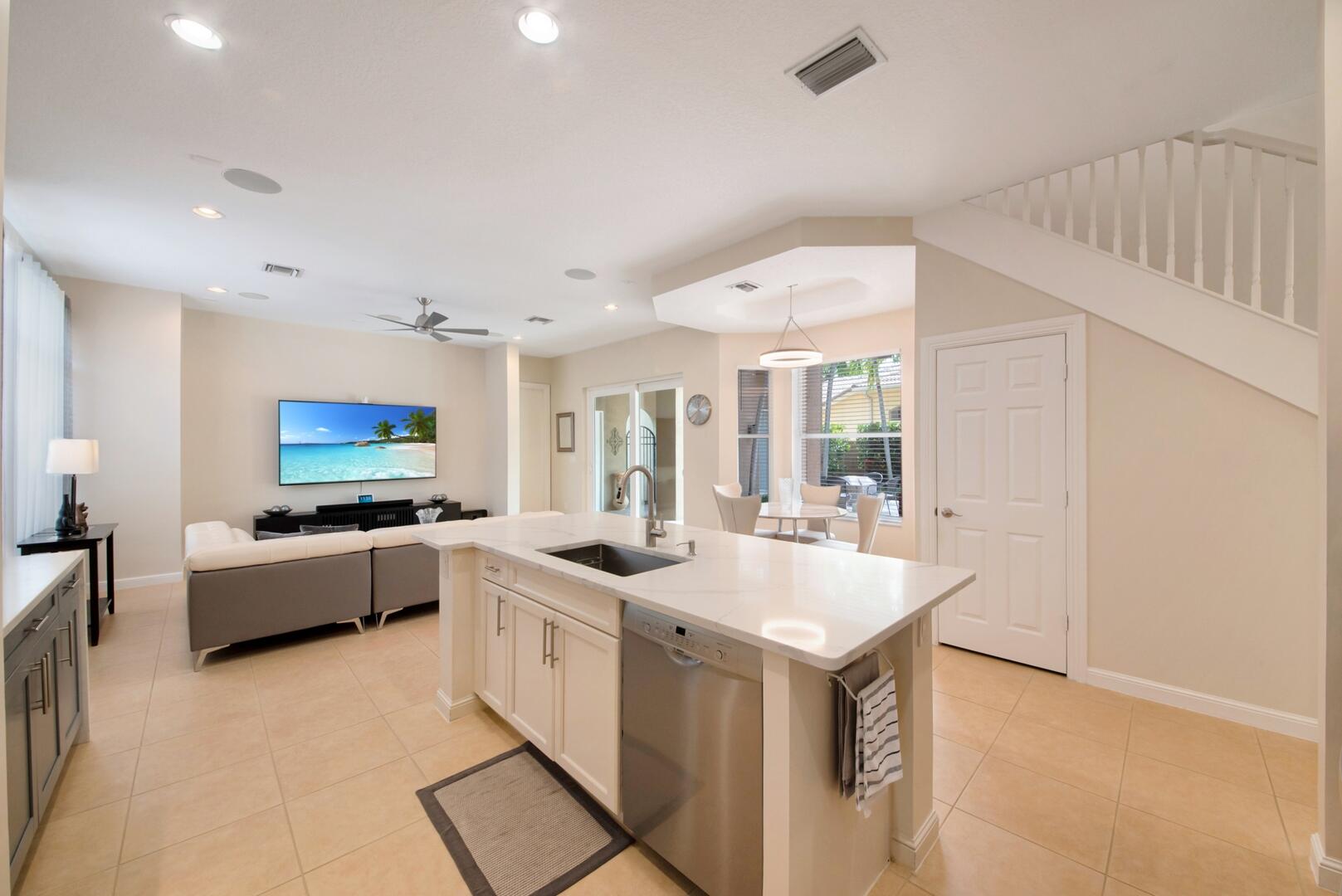 6874 Houlton Circle, Lake Worth