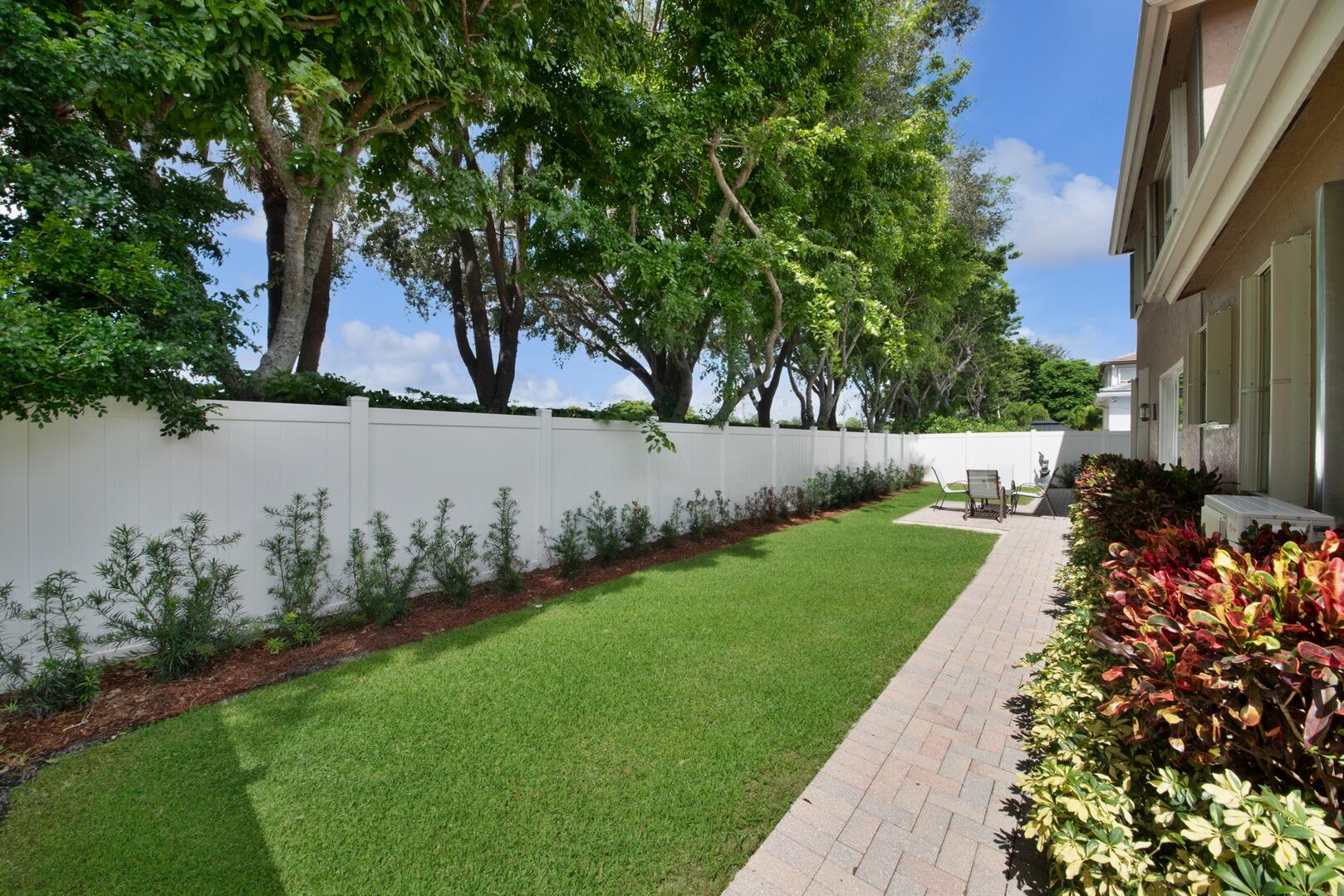 6874 Houlton Circle, Lake Worth