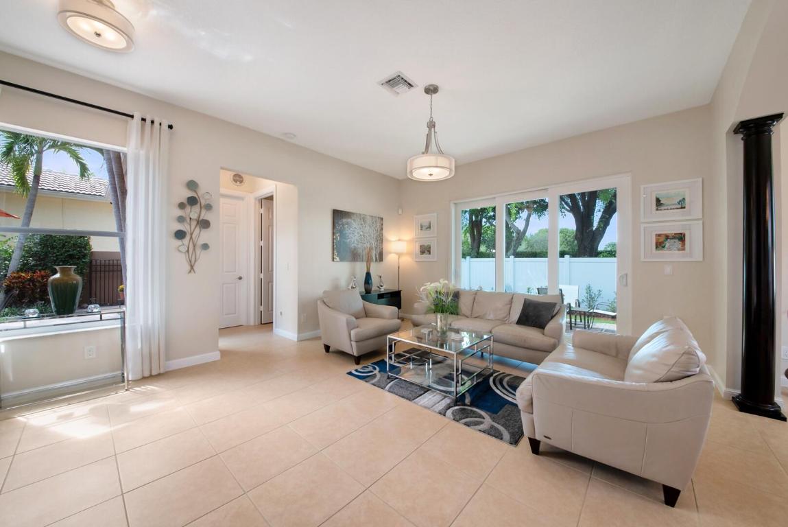 6874 Houlton Circle, Lake Worth