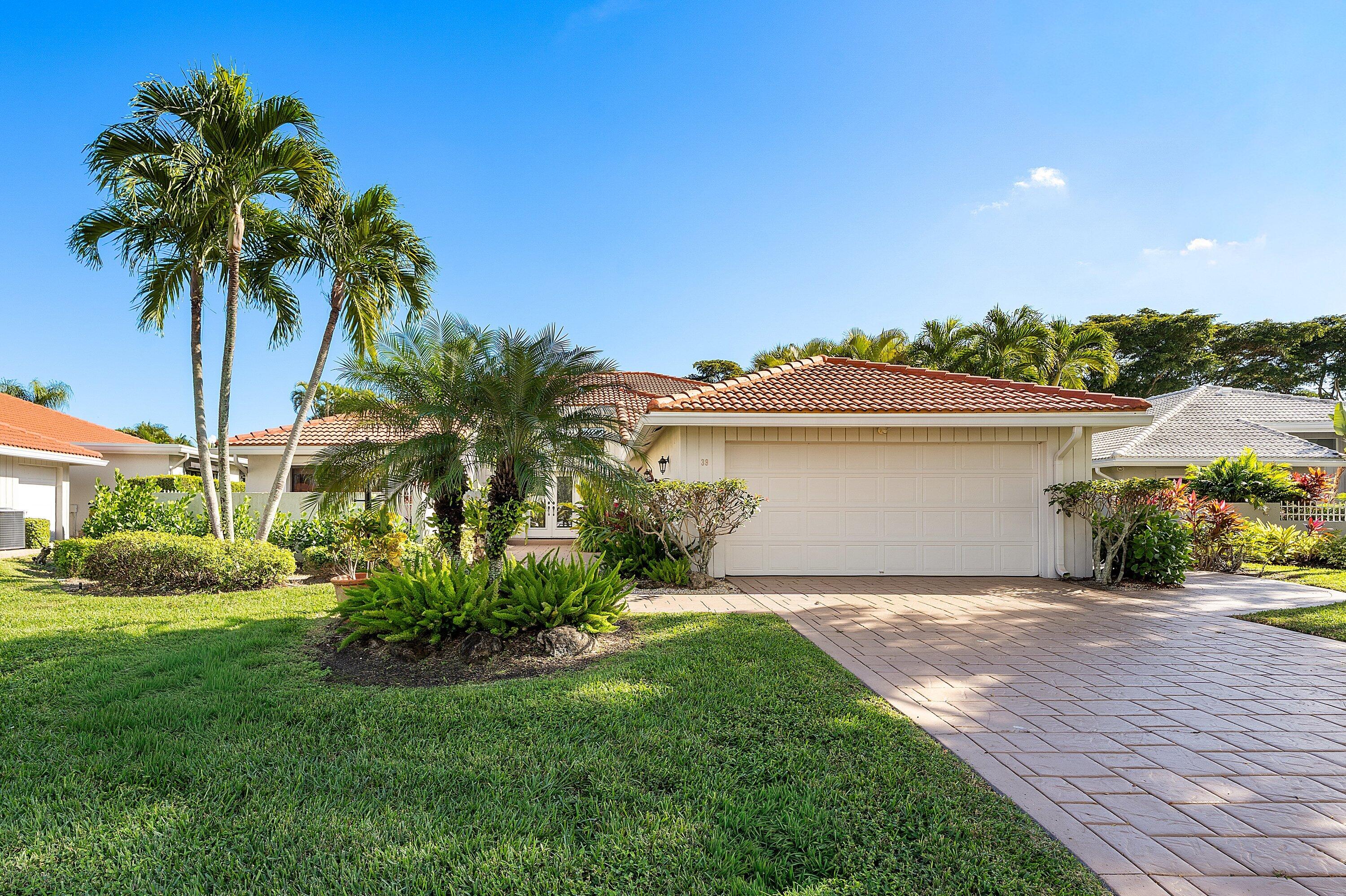 39 Estate Drive, Boynton Beach