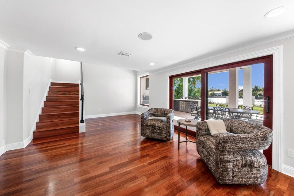 4555 W Tradewinds Avenue, Lauderdale-By-The-Sea