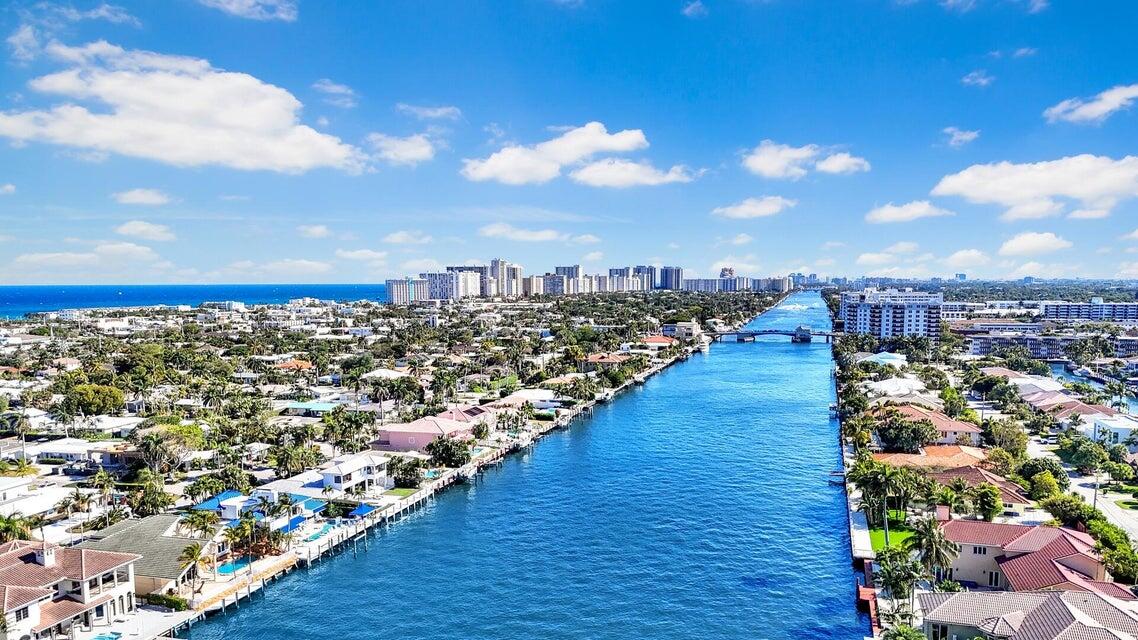 4555 W Tradewinds Avenue, Lauderdale-By-The-Sea