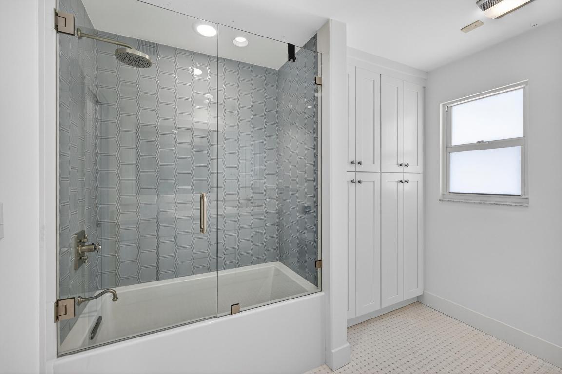 104 Eganfuskee Street