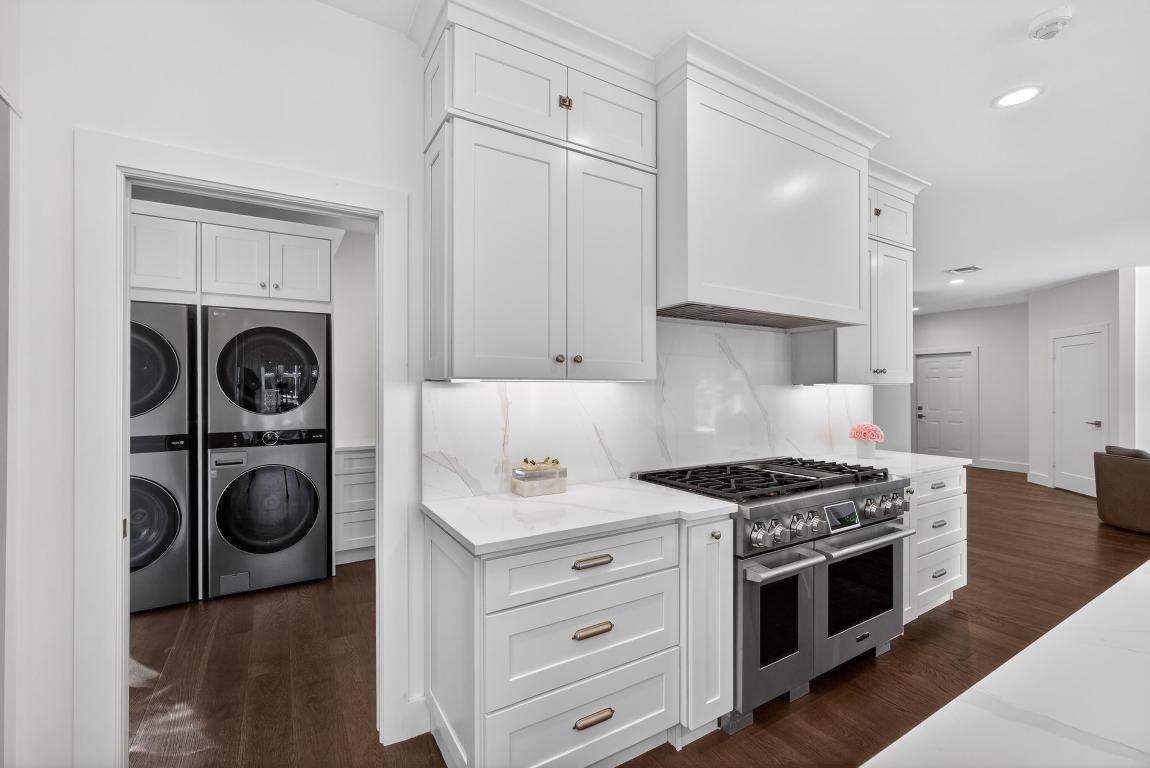 104 Eganfuskee Street