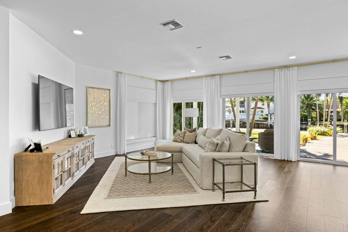 104 Eganfuskee Street