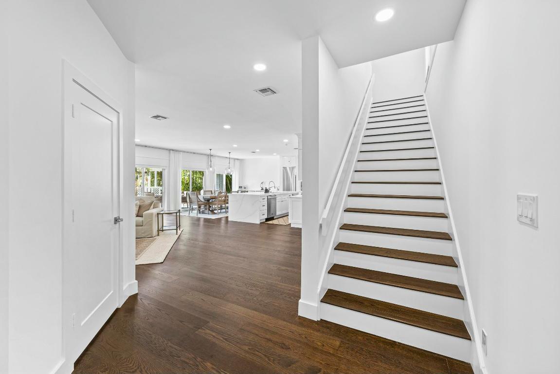 104 Eganfuskee Street