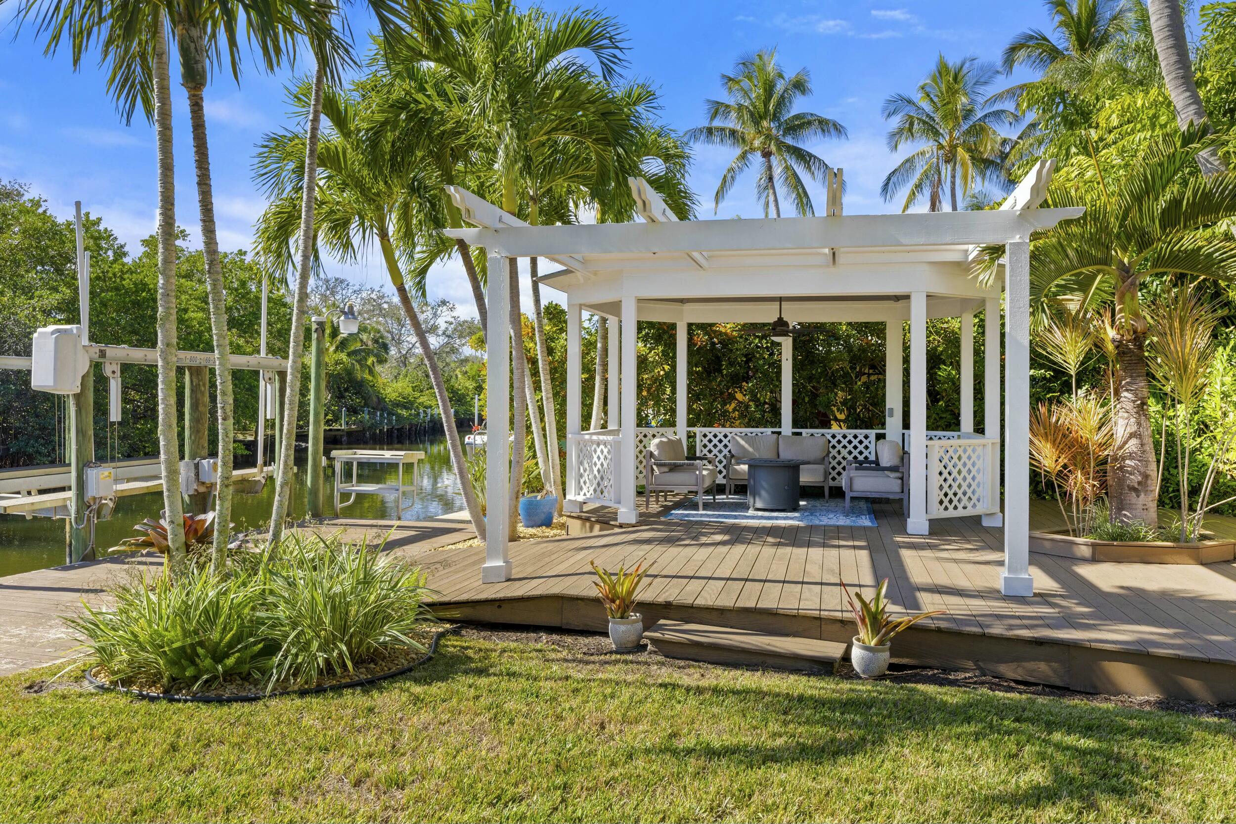 104 Eganfuskee Street