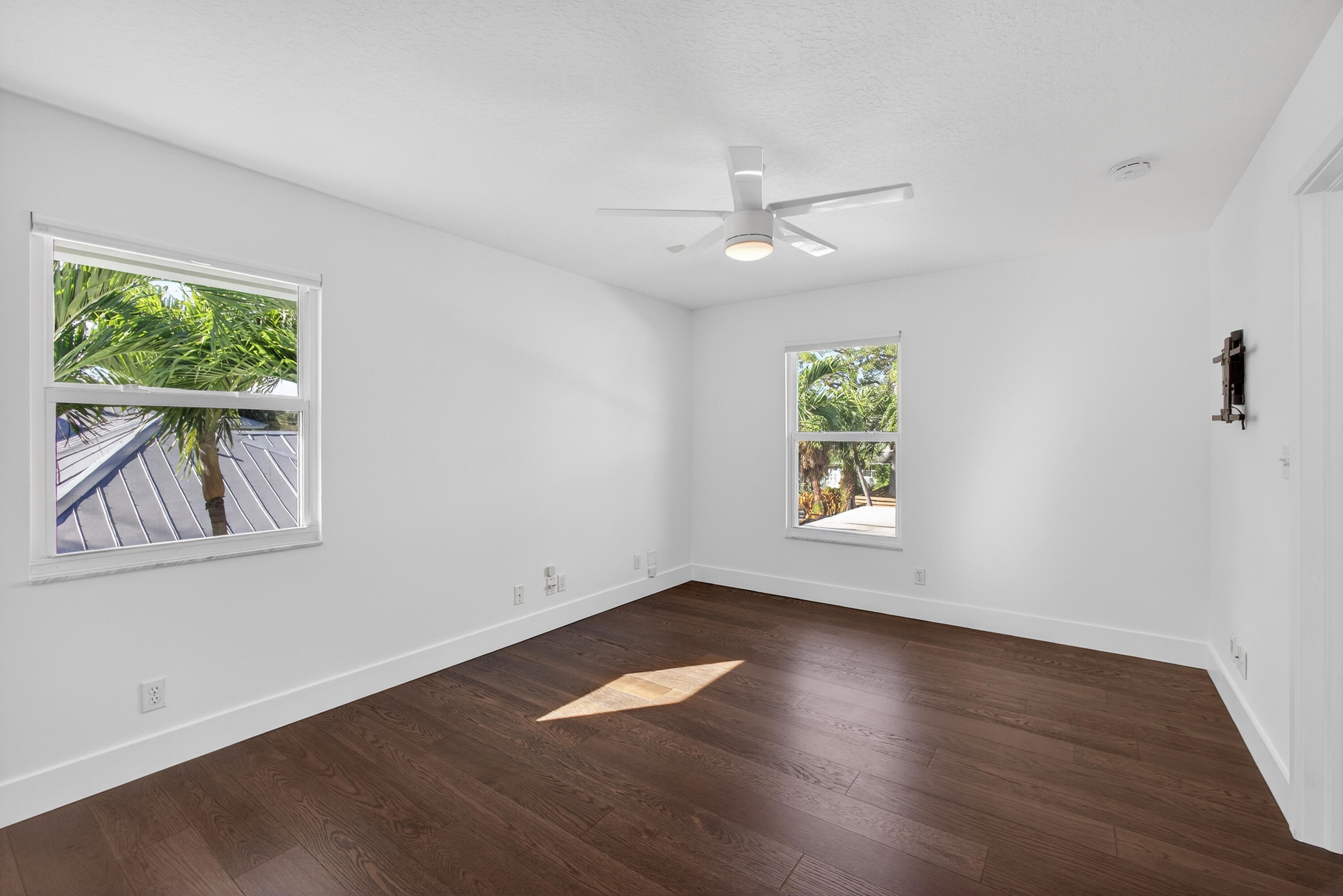 104 Eganfuskee Street