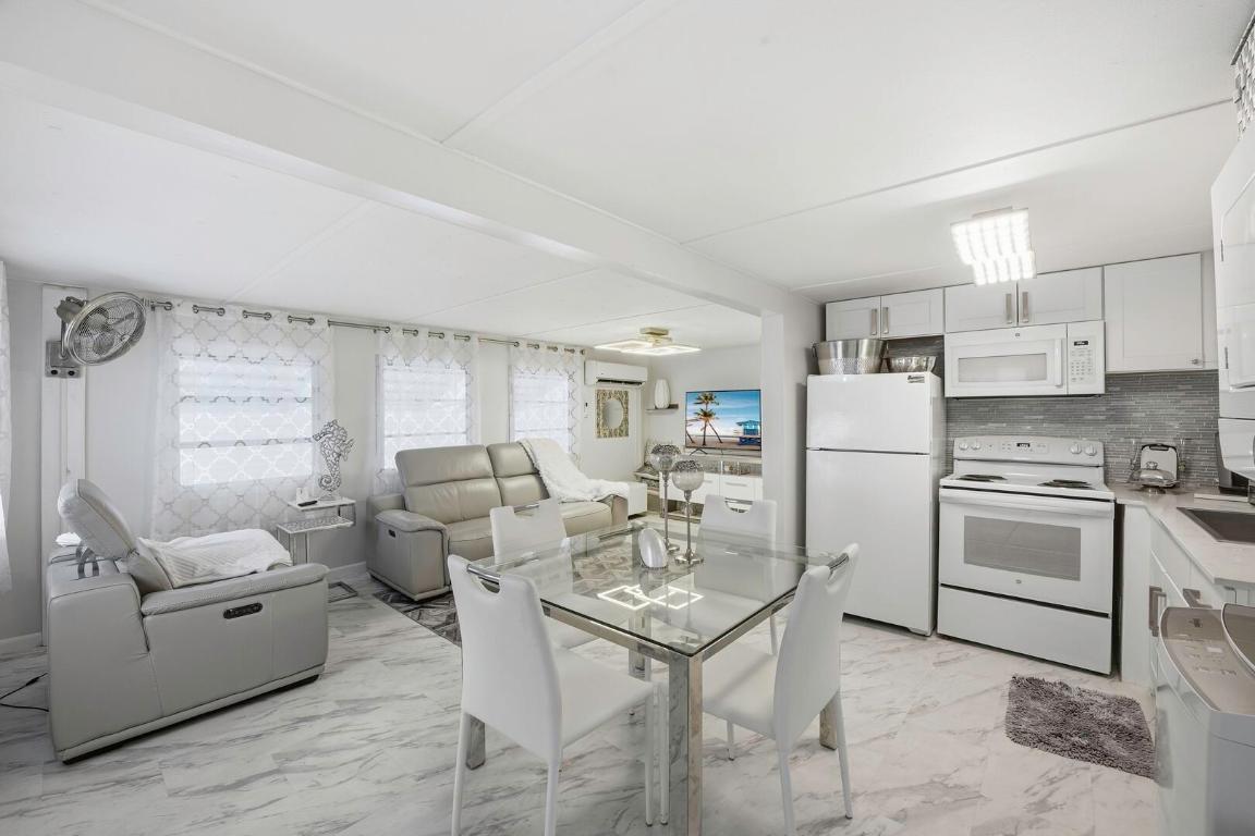 21 Hibiscus Drive I, Briny Breezes Unit: I