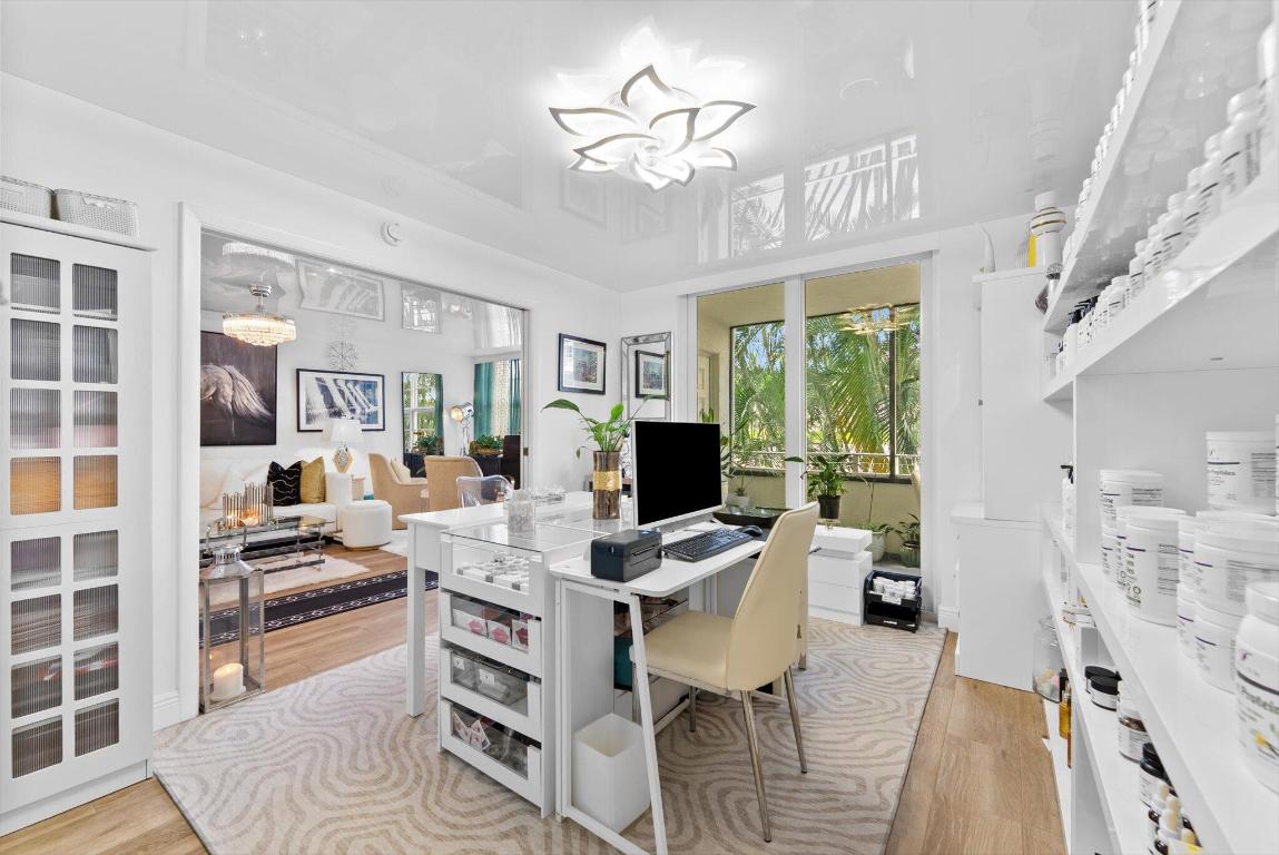 1160 N Federal Highway 221, Fort Lauderdale Unit: 221