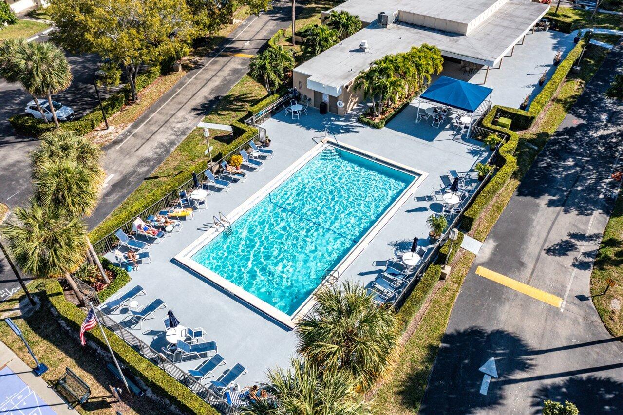 2420 Deer Creek Country Club Boulevard 205-D, Deerfield Beach Unit: 205-D