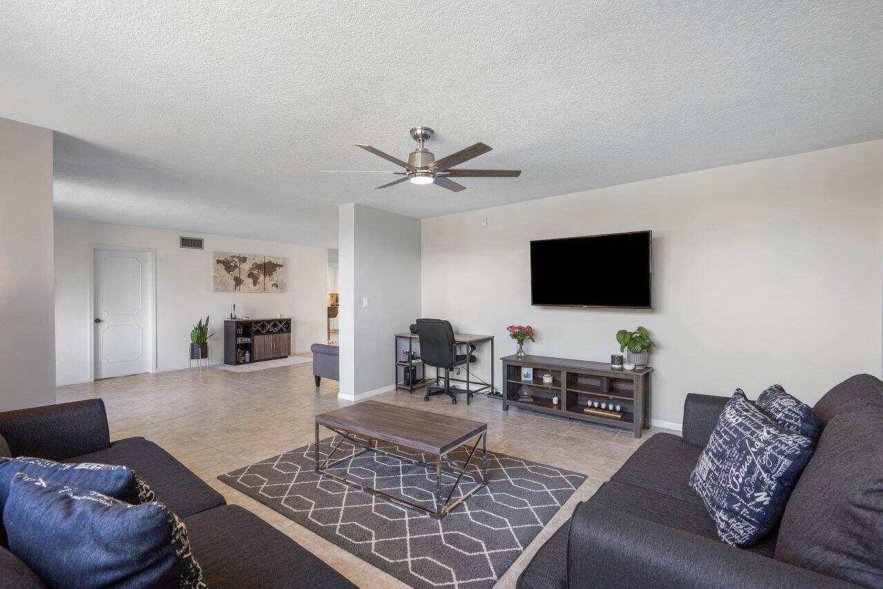 2420 Deer Creek Country Club Boulevard 205-D, Deerfield Beach Unit: 205-D